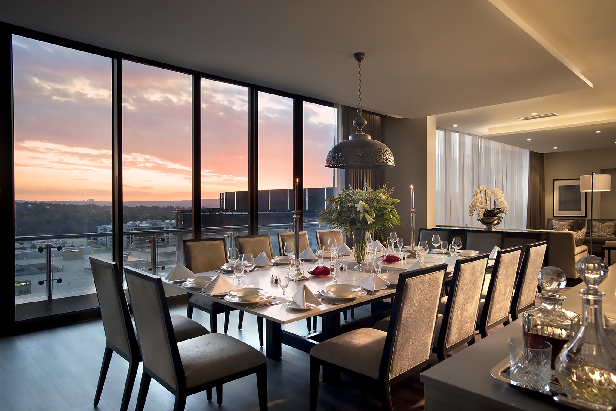 DAVINCI Hotel and Suites by null