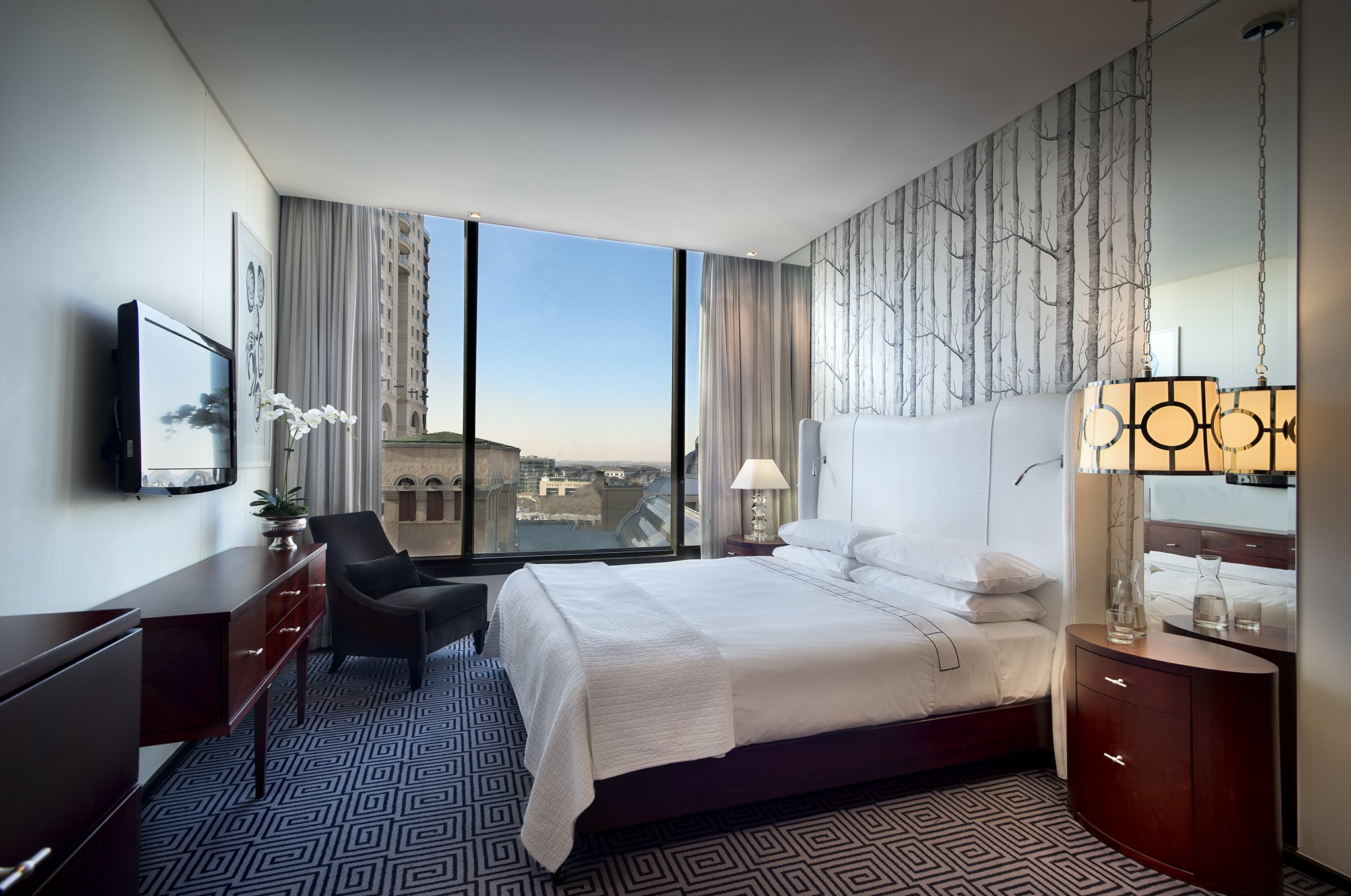 DaVinci Hotel and Suites on Nelson Mandela Square by null