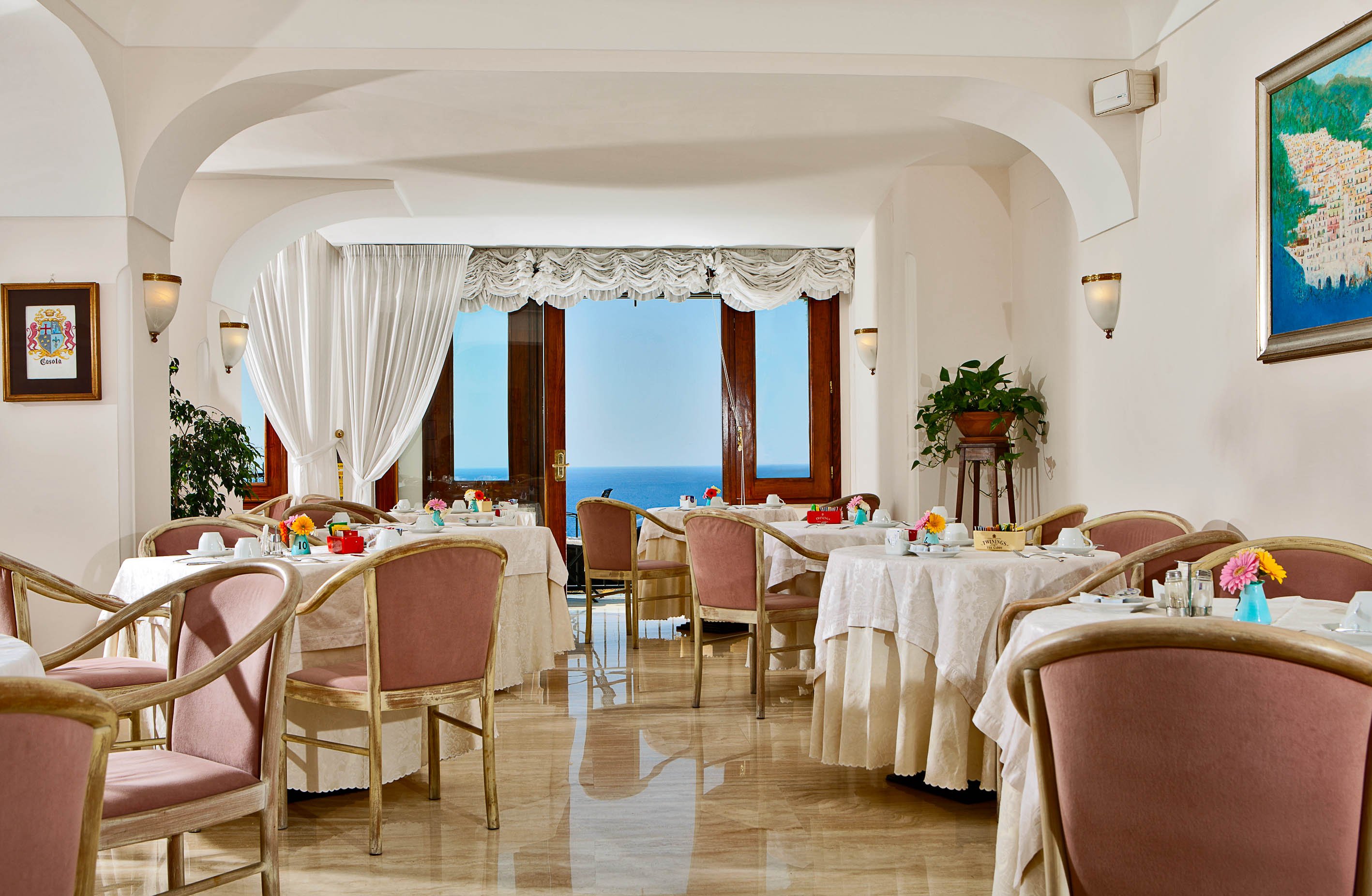 Eden Roc Hotel by null
