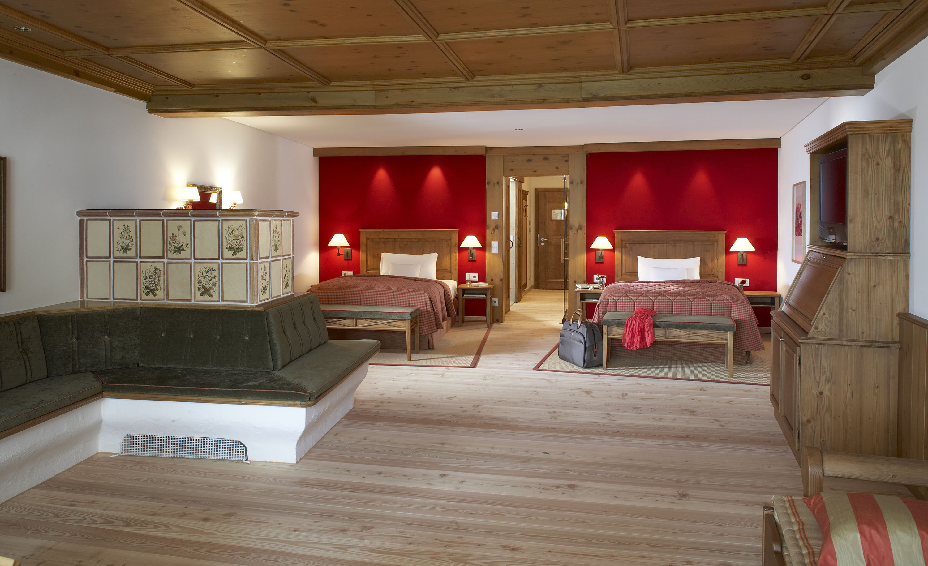 Interalpen-Hotel Tyrol by null