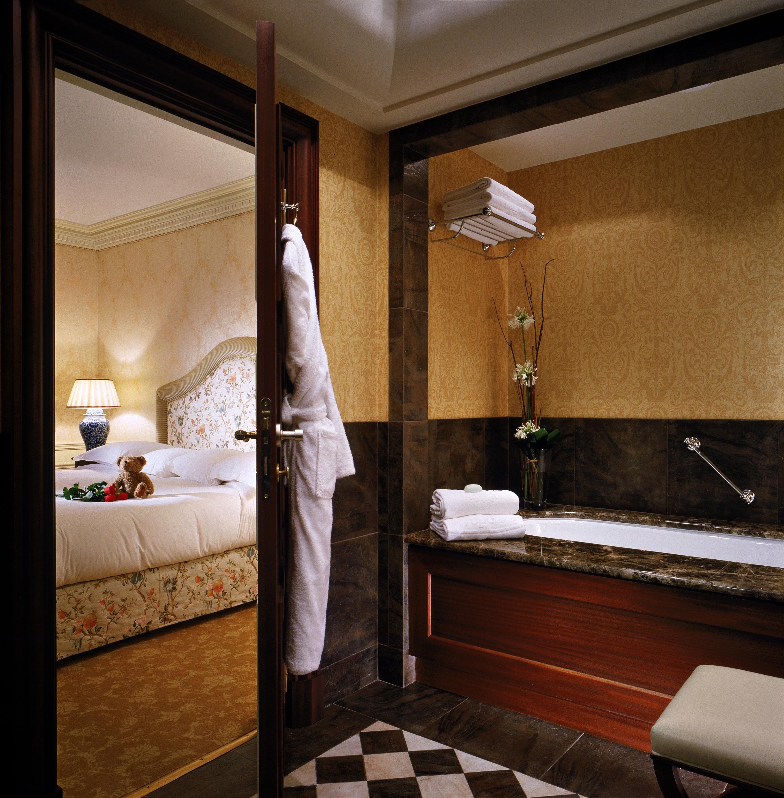 Hotel Metropole, Monte Carlo by null