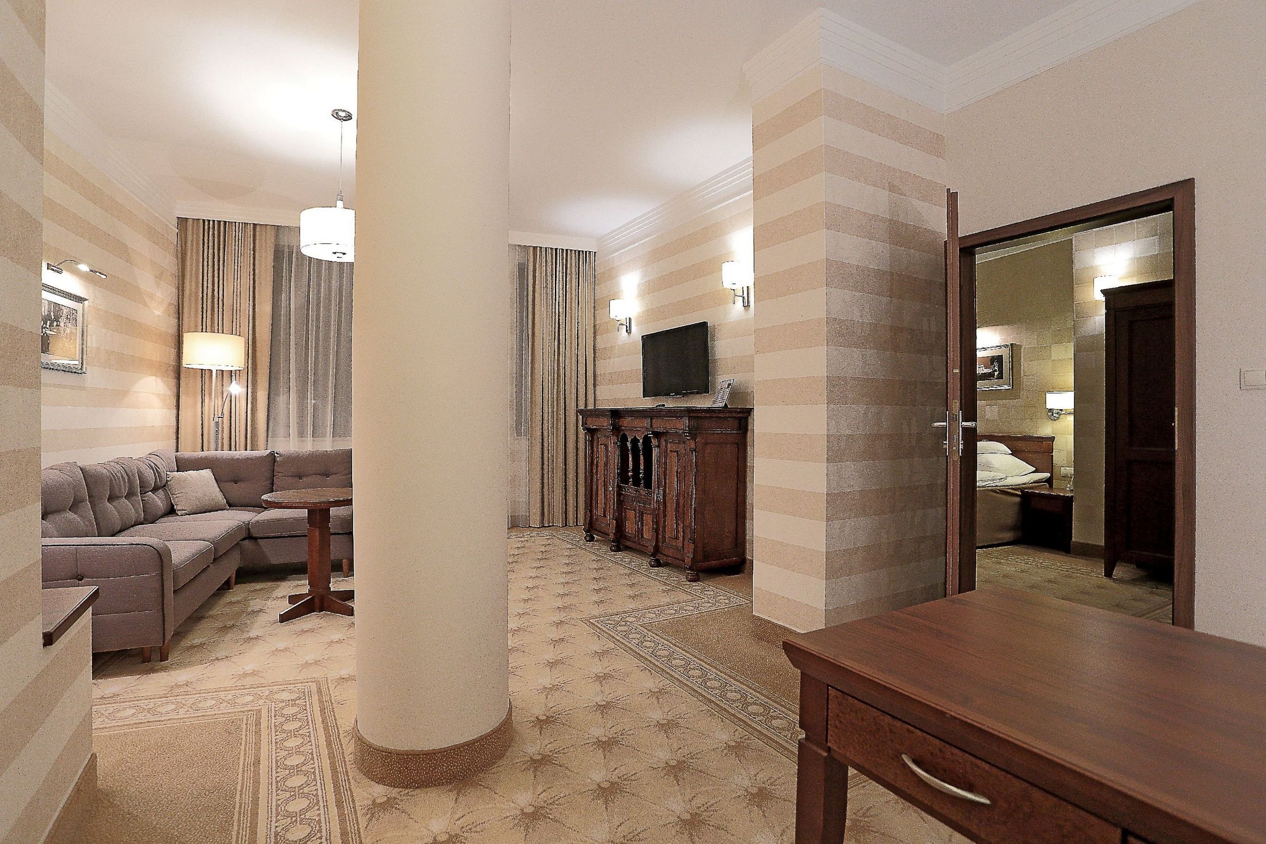 Hotel Esperanto by null