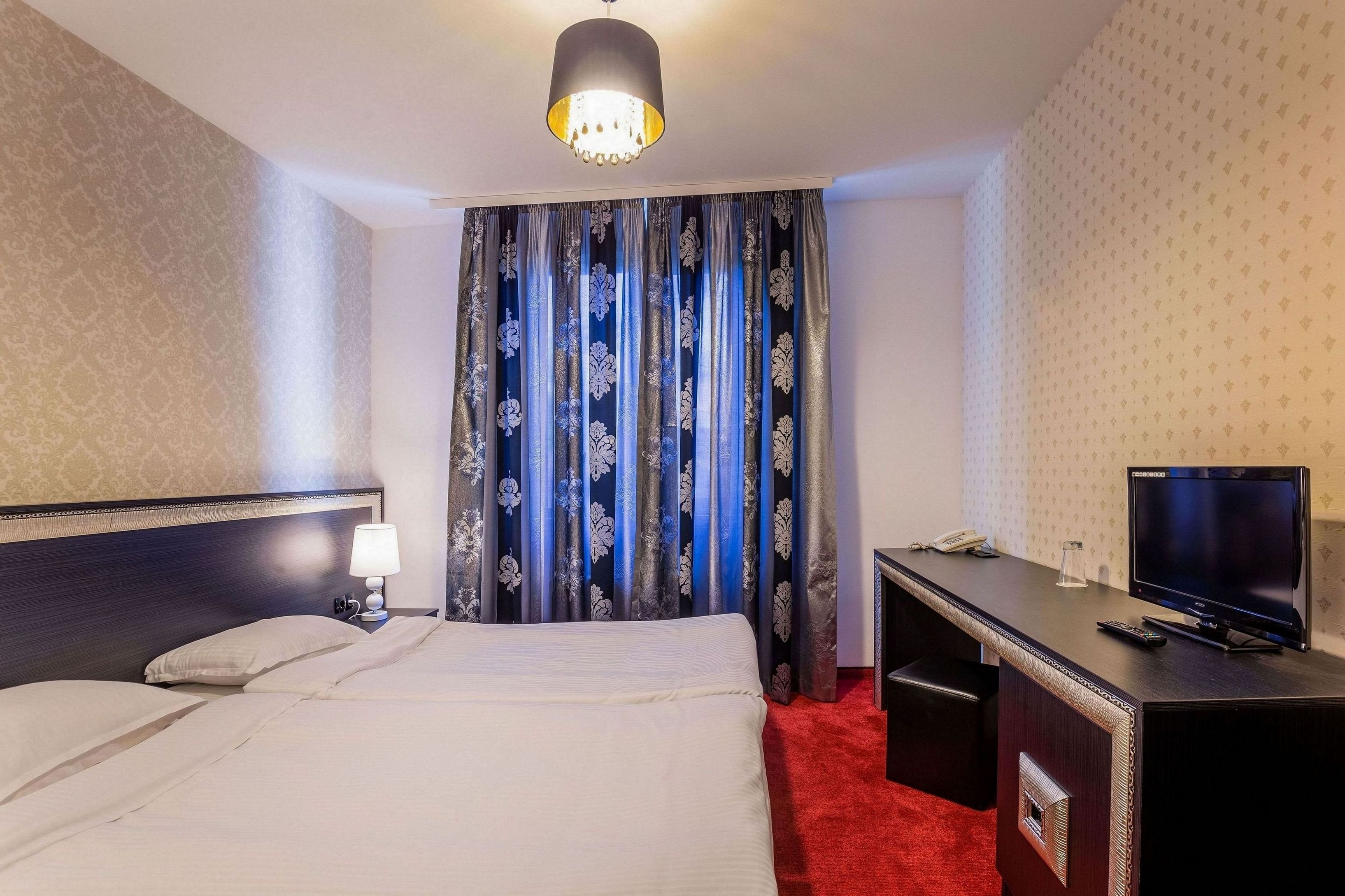 Hotel Elegance by null
