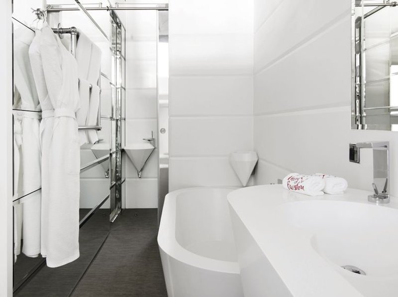El Palauet Modernist Suites Barcelona by null