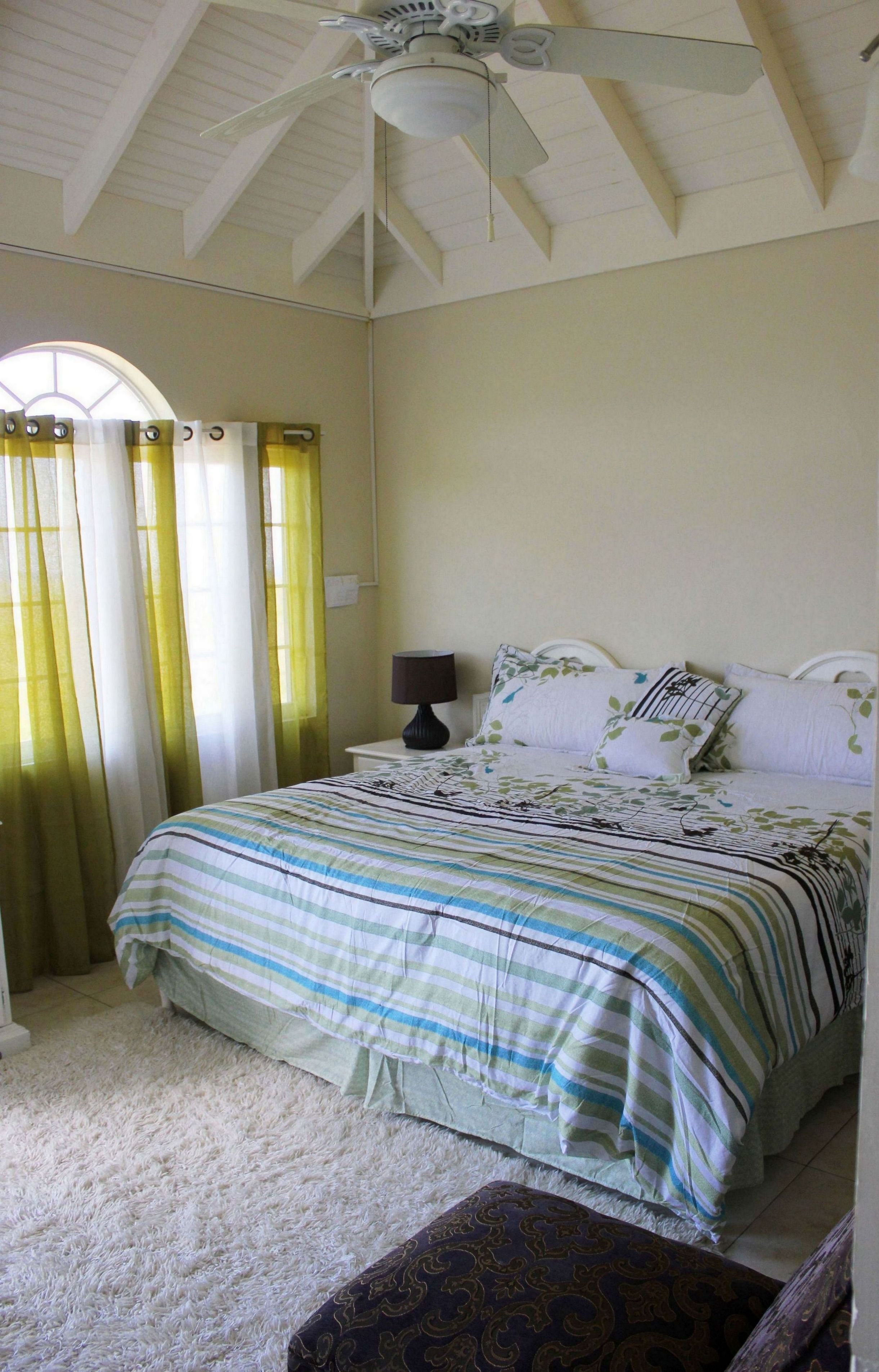 Retreat Guesthouse Luxury Suites by null