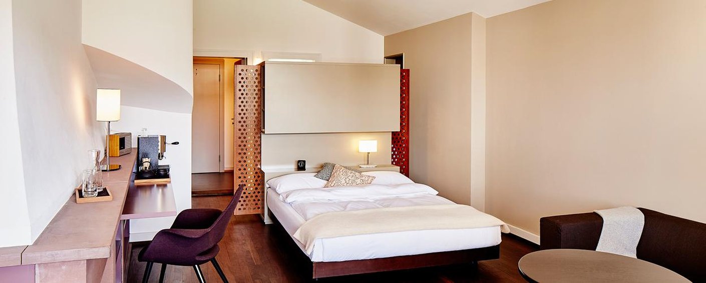 Hotel Krafft Basel by null