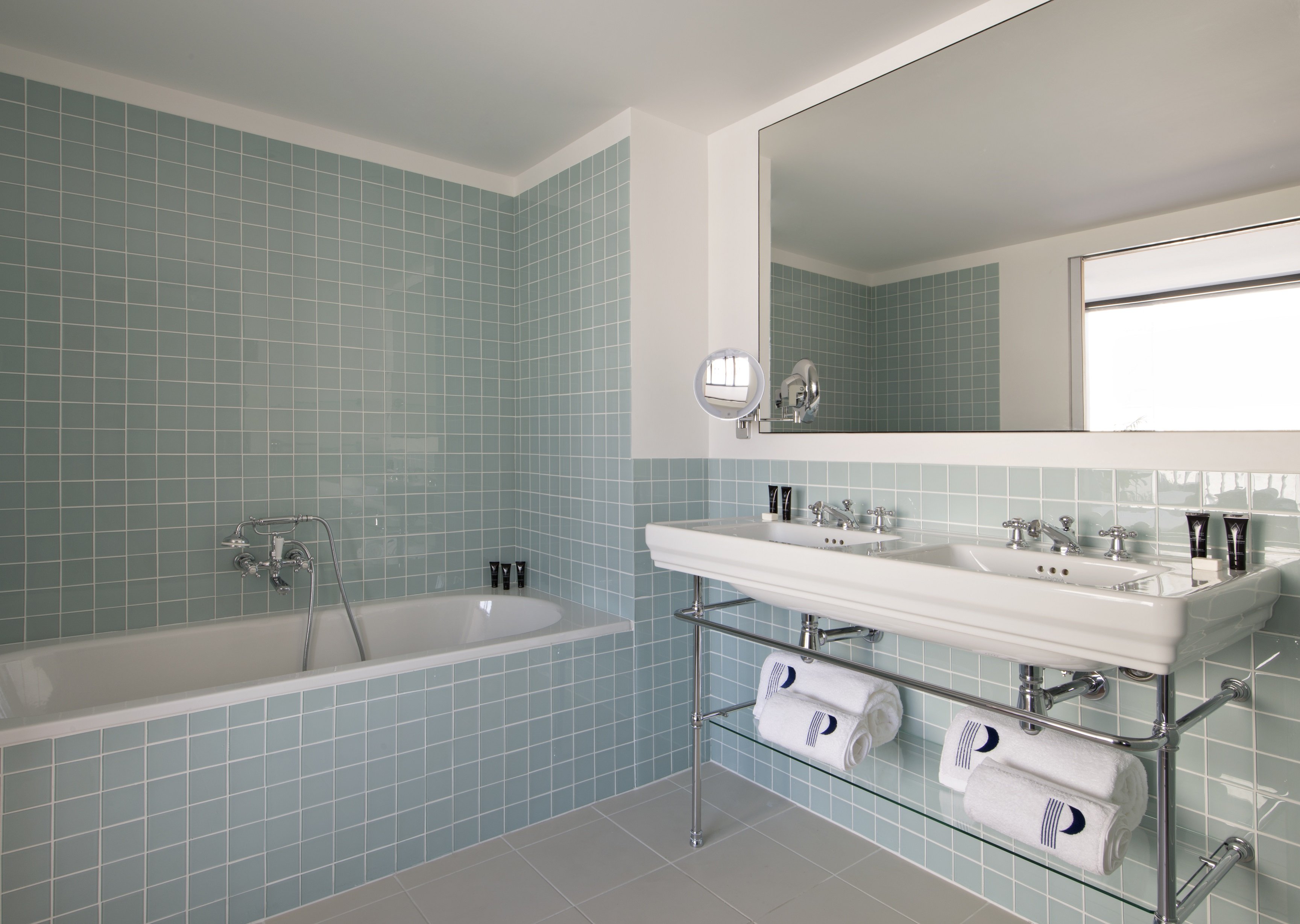 Hôtel Parister by null