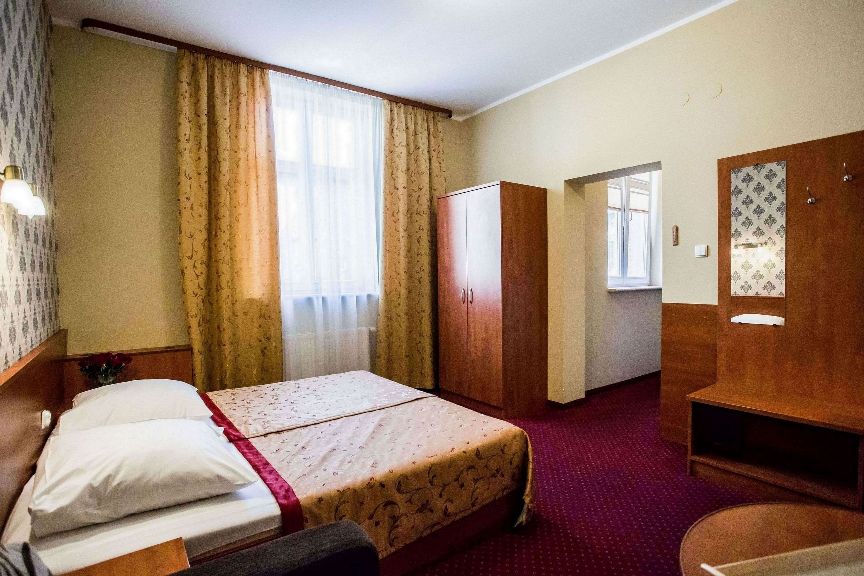 Hotel Maksymilian by null