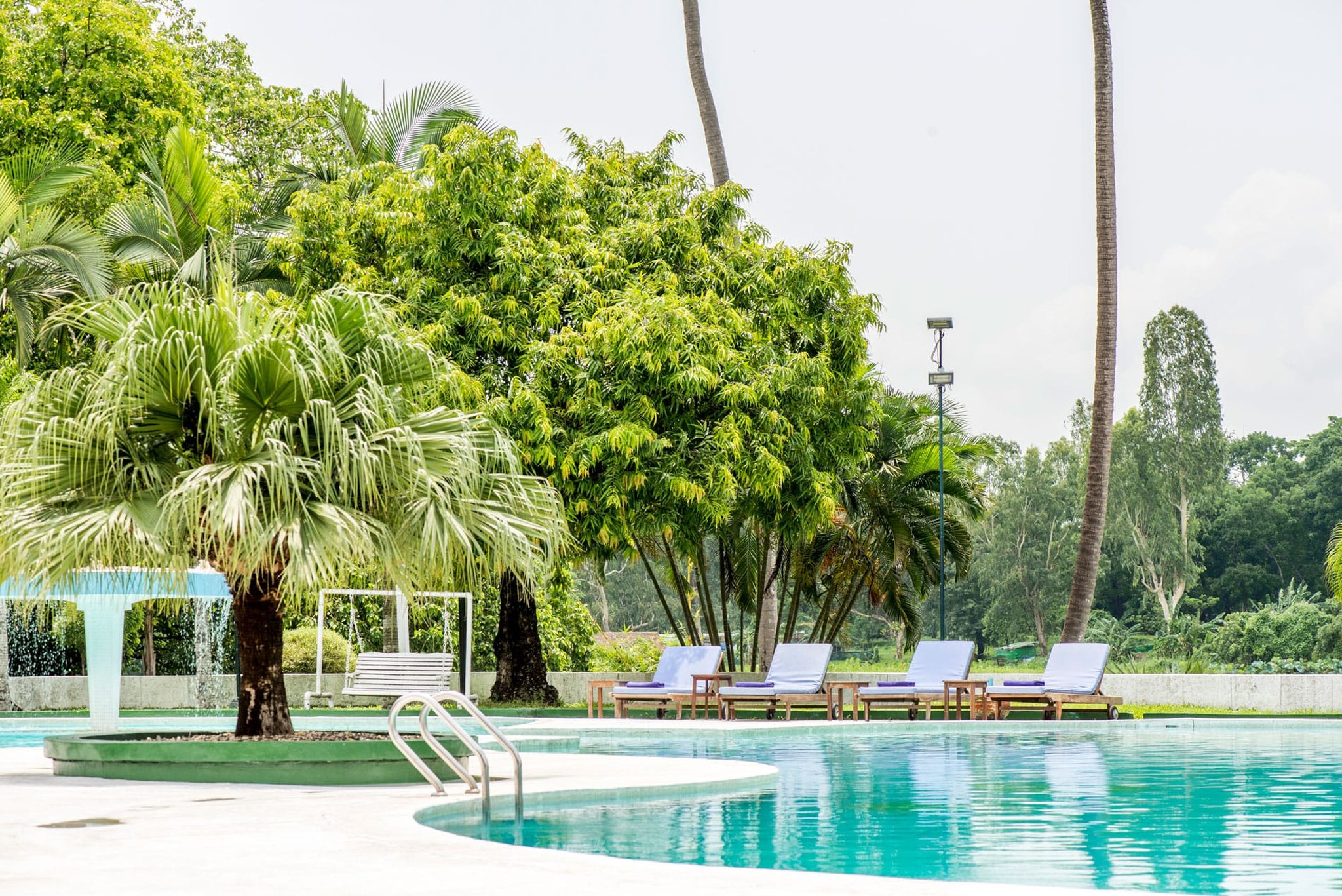 Inya Lake Hotel by null