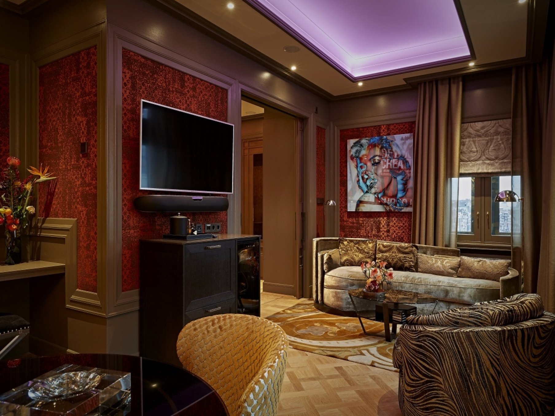 Hotel TwentySeven by null