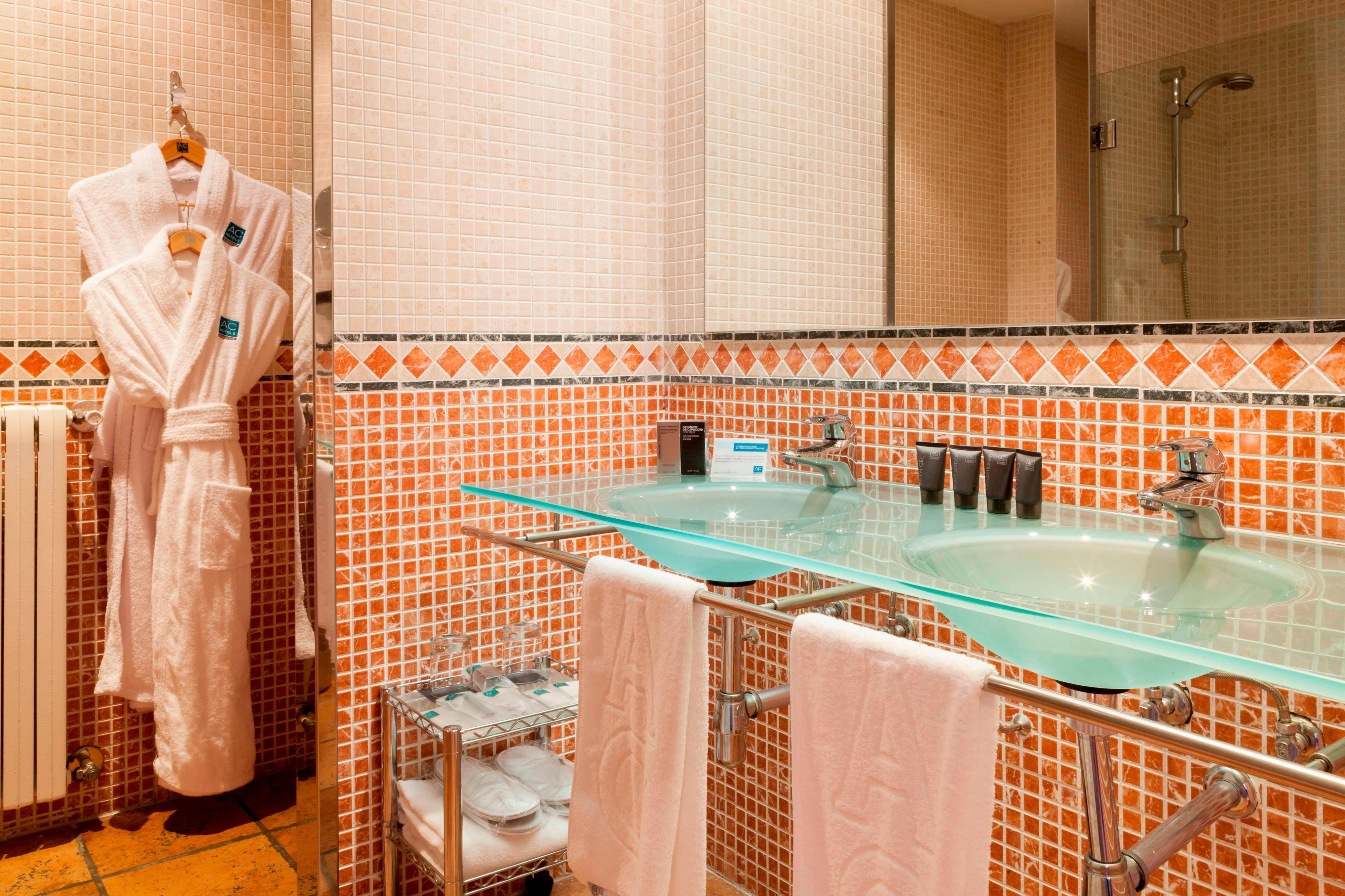 AC Hotel Palacio de Santa Ana by null