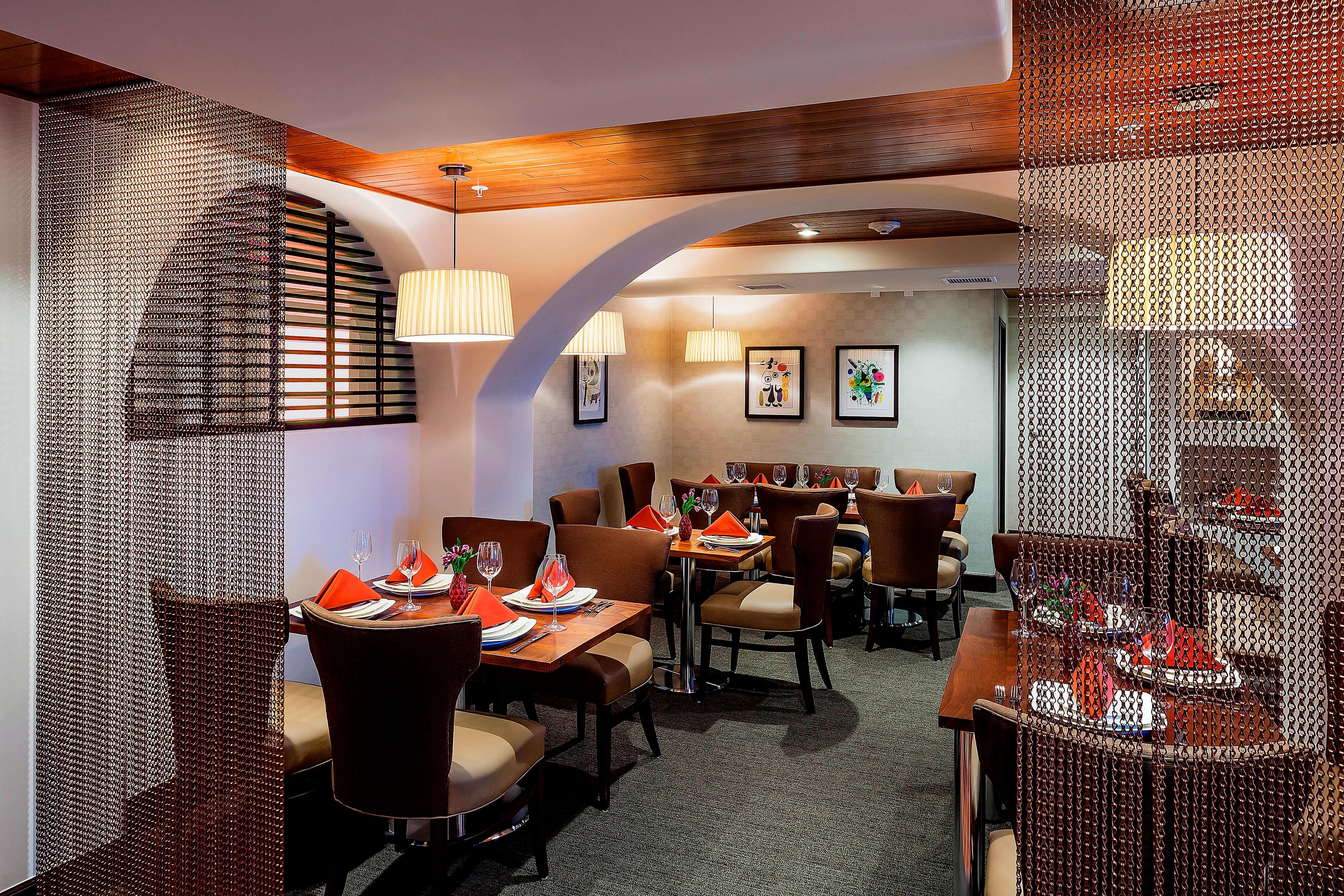 Triada Palm Springs, Autograph Collection by null