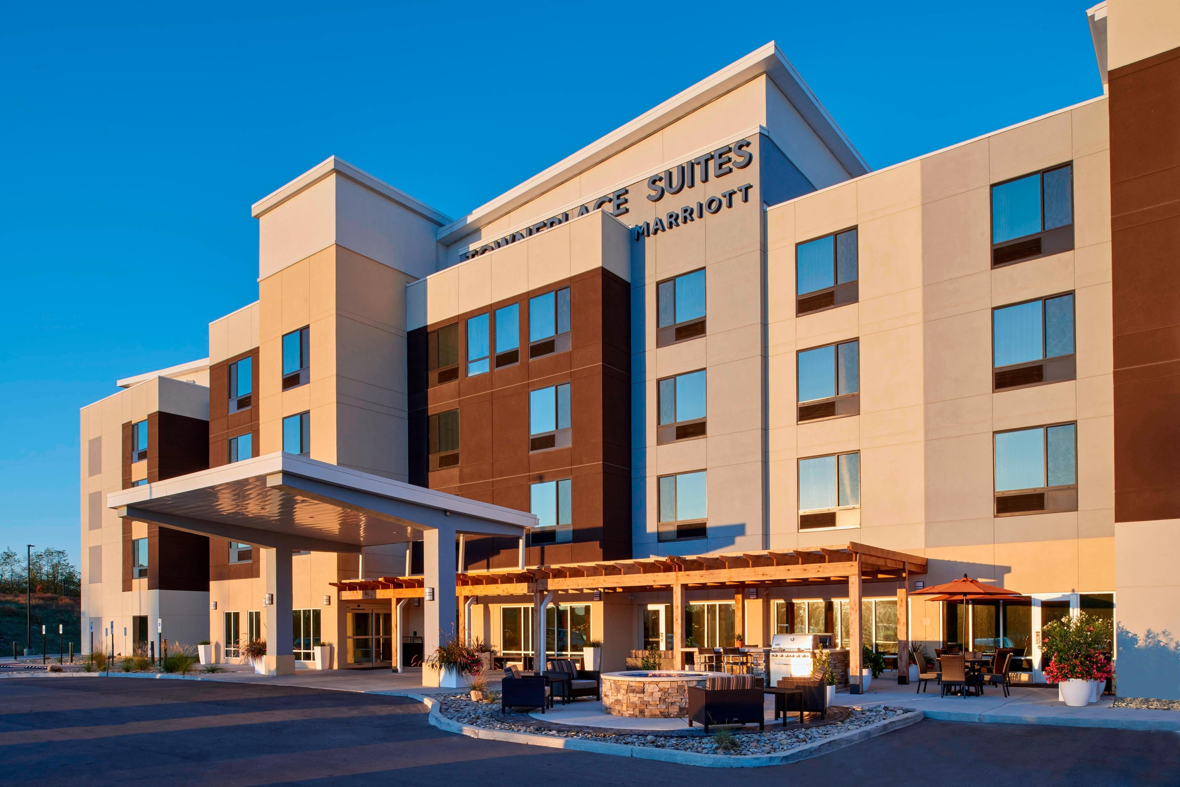 TownePlace Suites by Marriott Richmond image