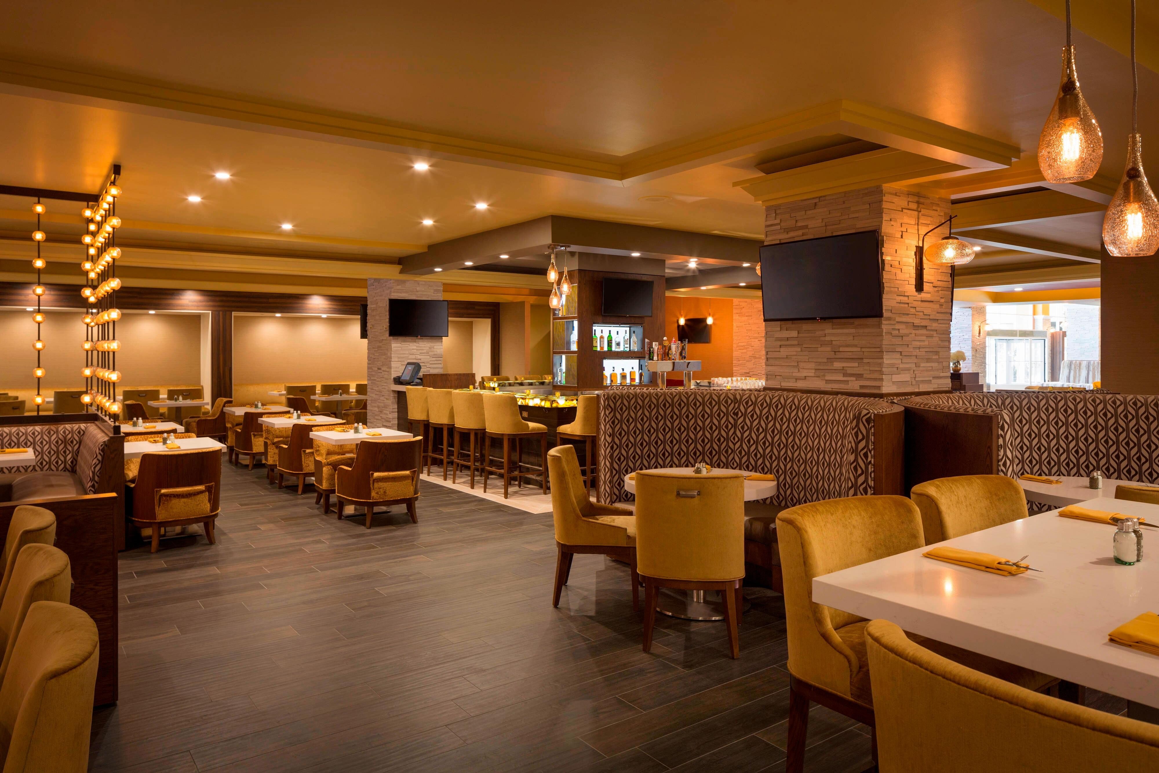 Monterey Marriott by null