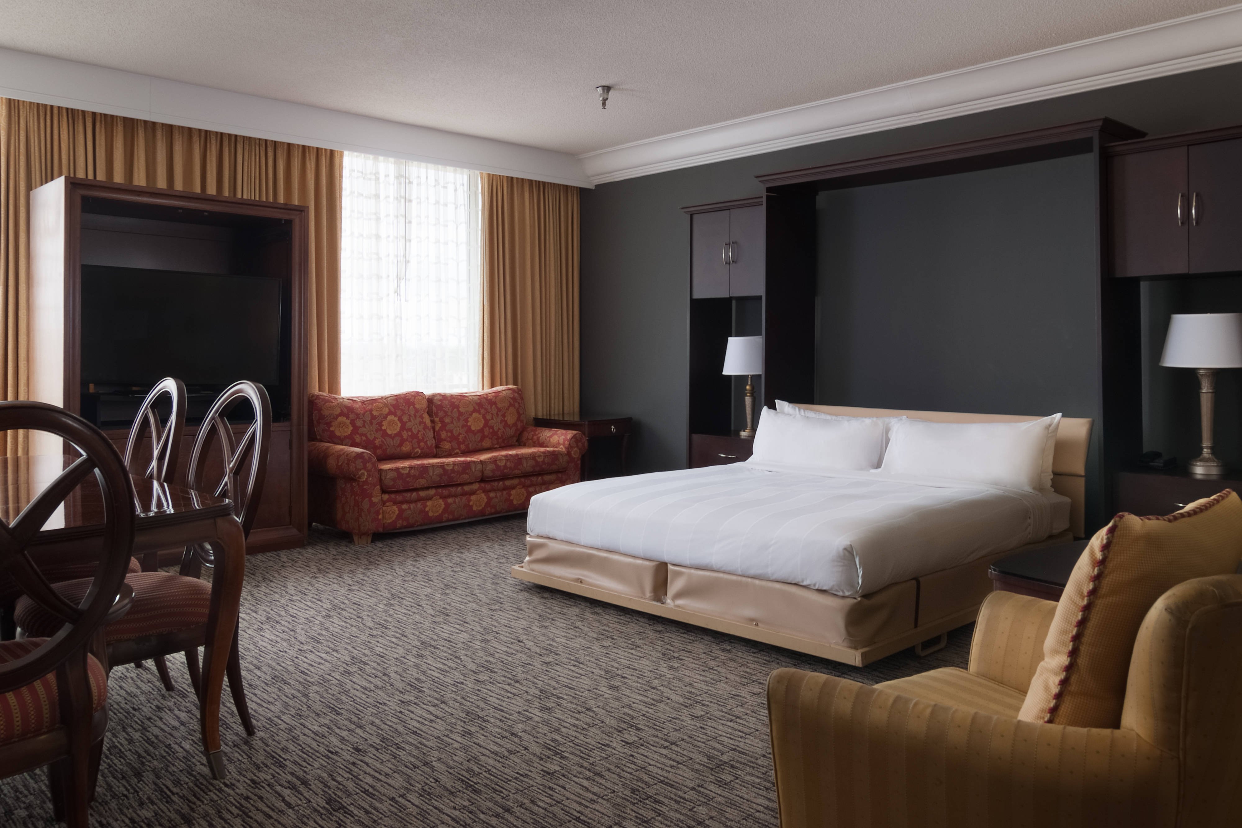 Key Bridge Marriott by null