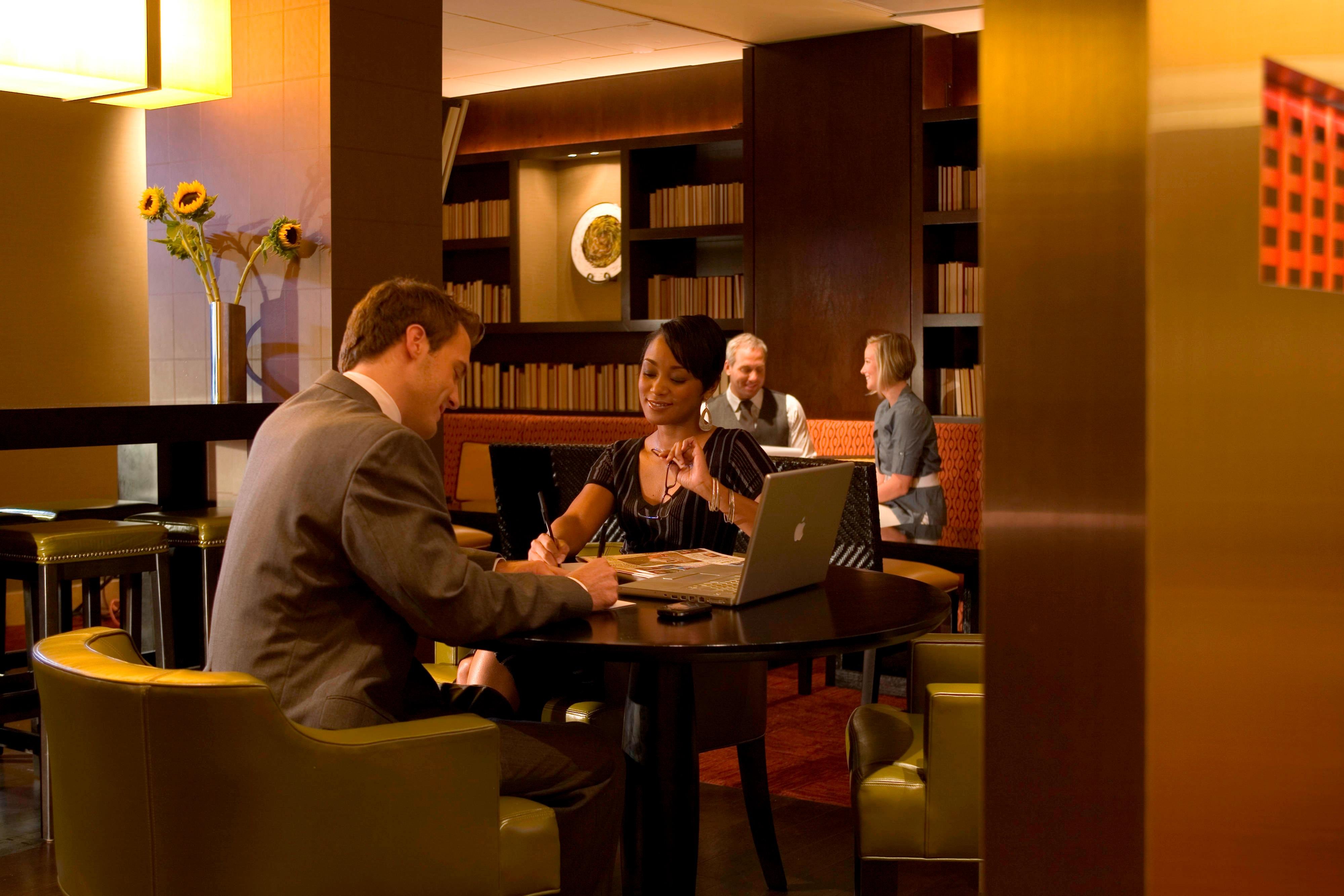 Key Bridge Marriott by null