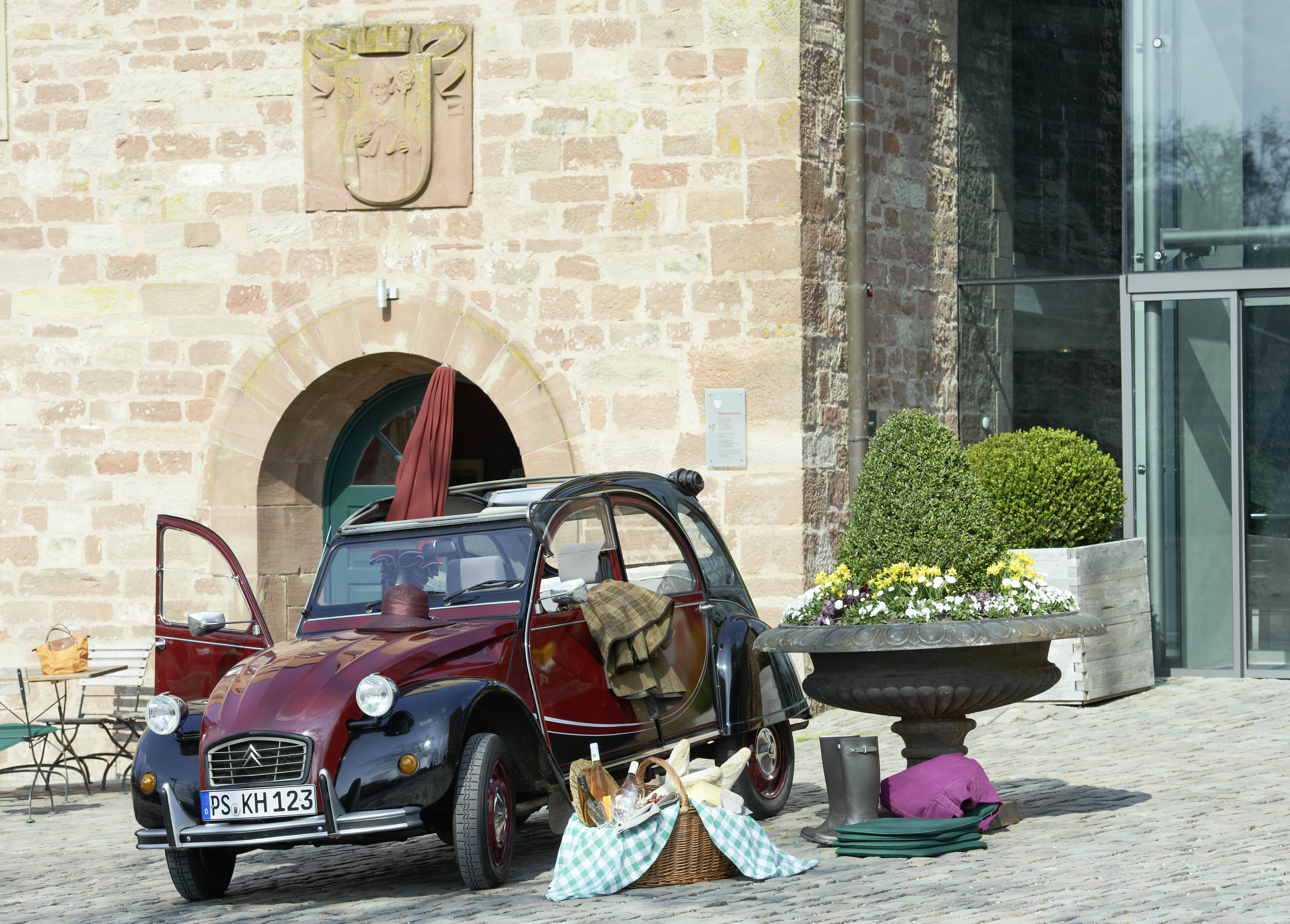 Kloster Hornbach Hotel / Beer Garden by null