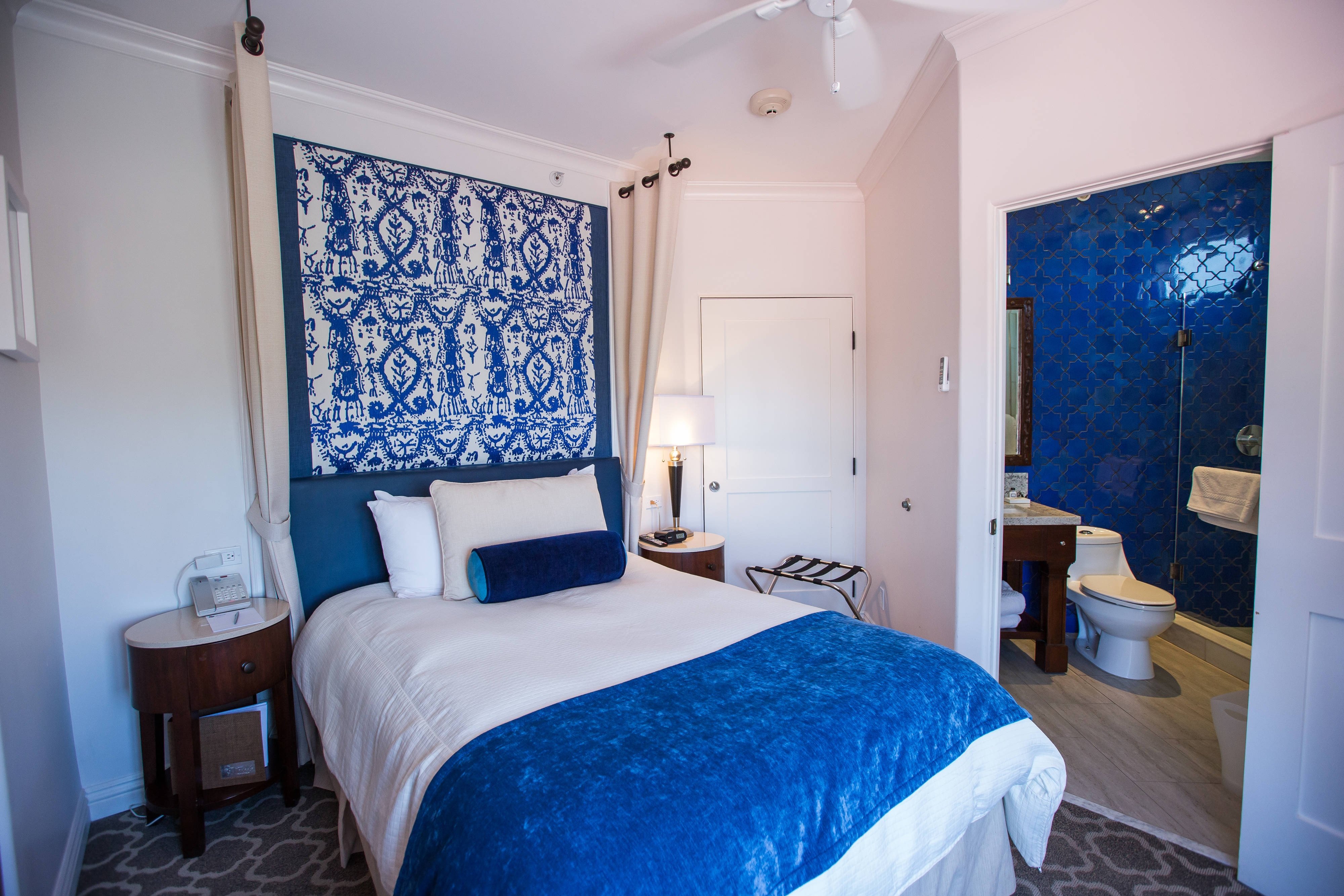 Triada Palm Springs, Autograph Collection by null