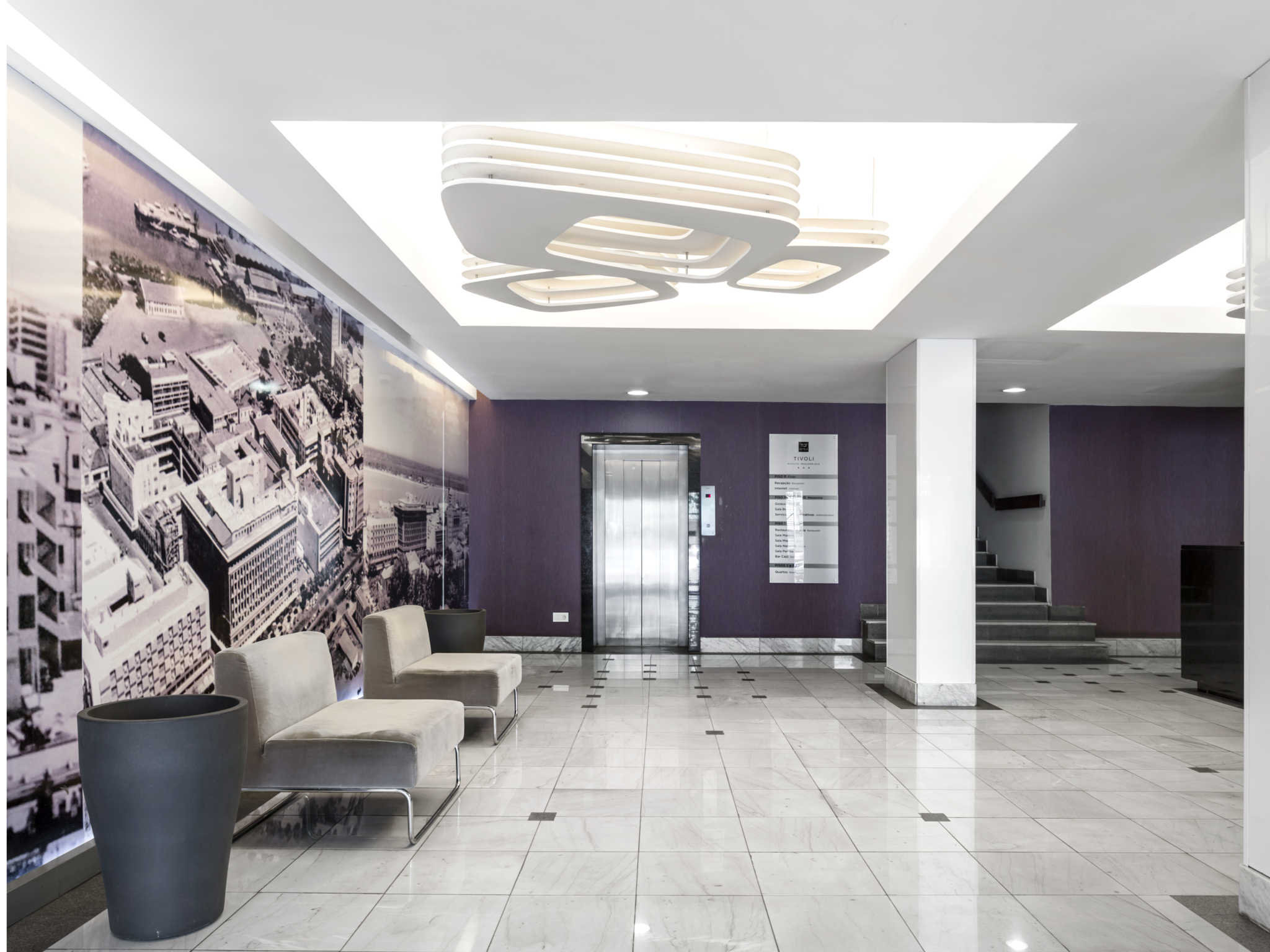 Tivoli-Maputo Hotel by null