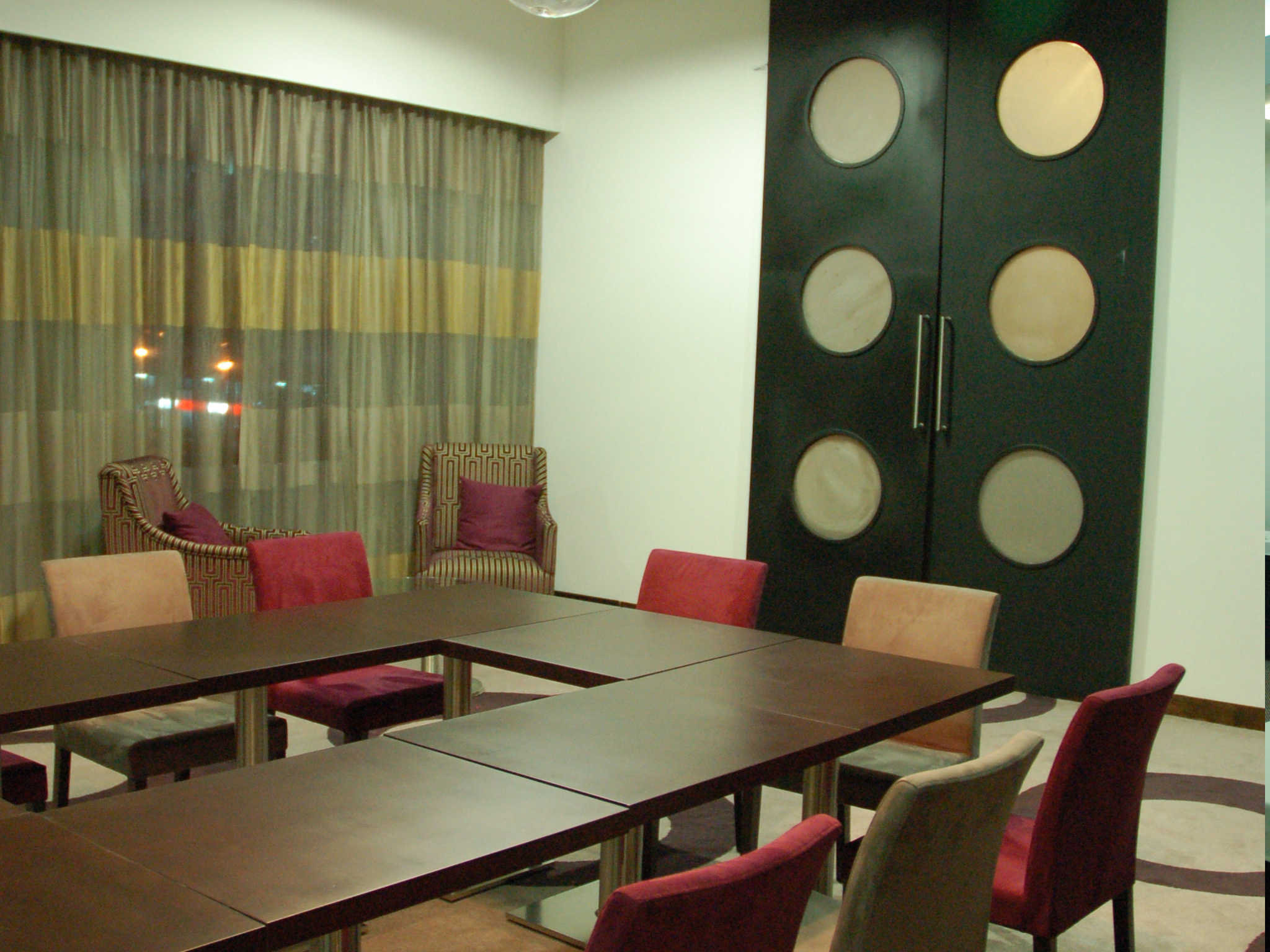 Tivoli-Maputo Hotel by null
