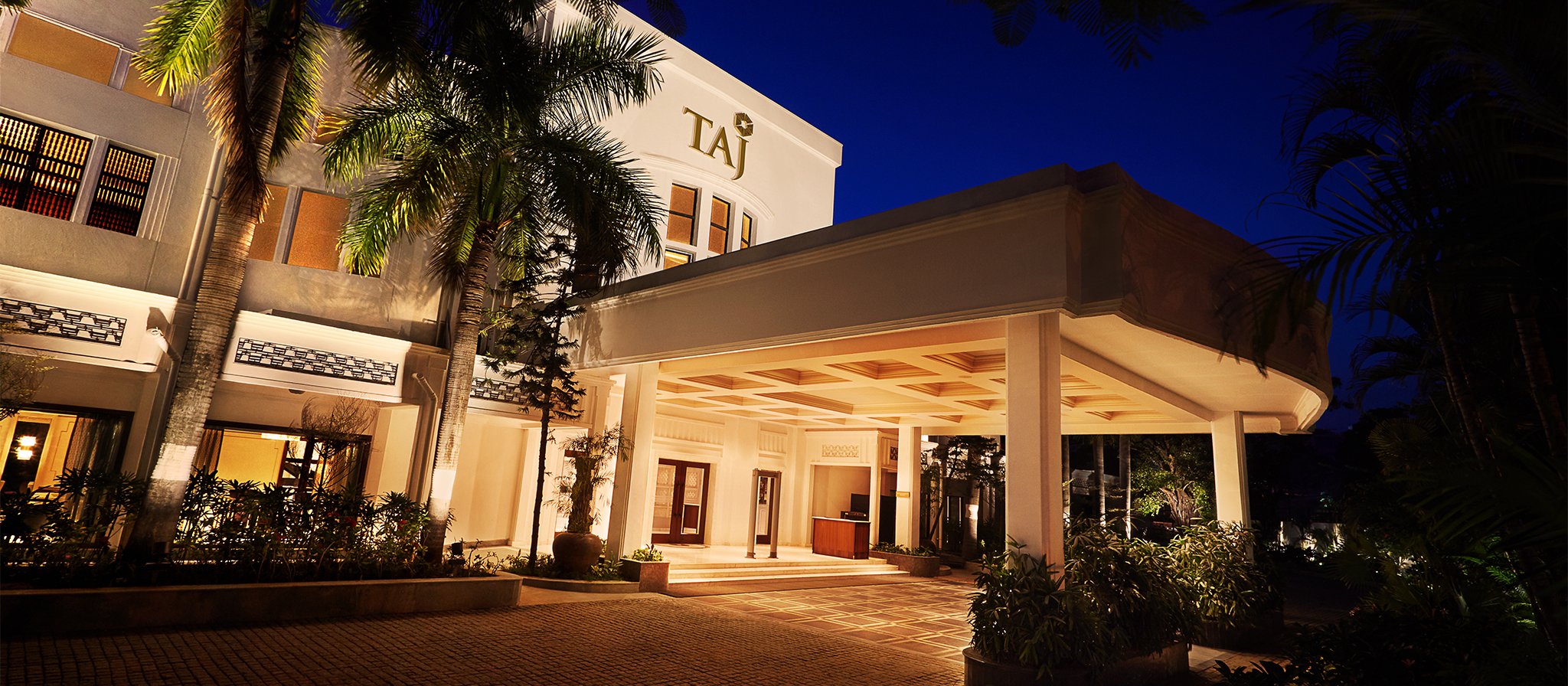 Taj Connemara, Chennai by null