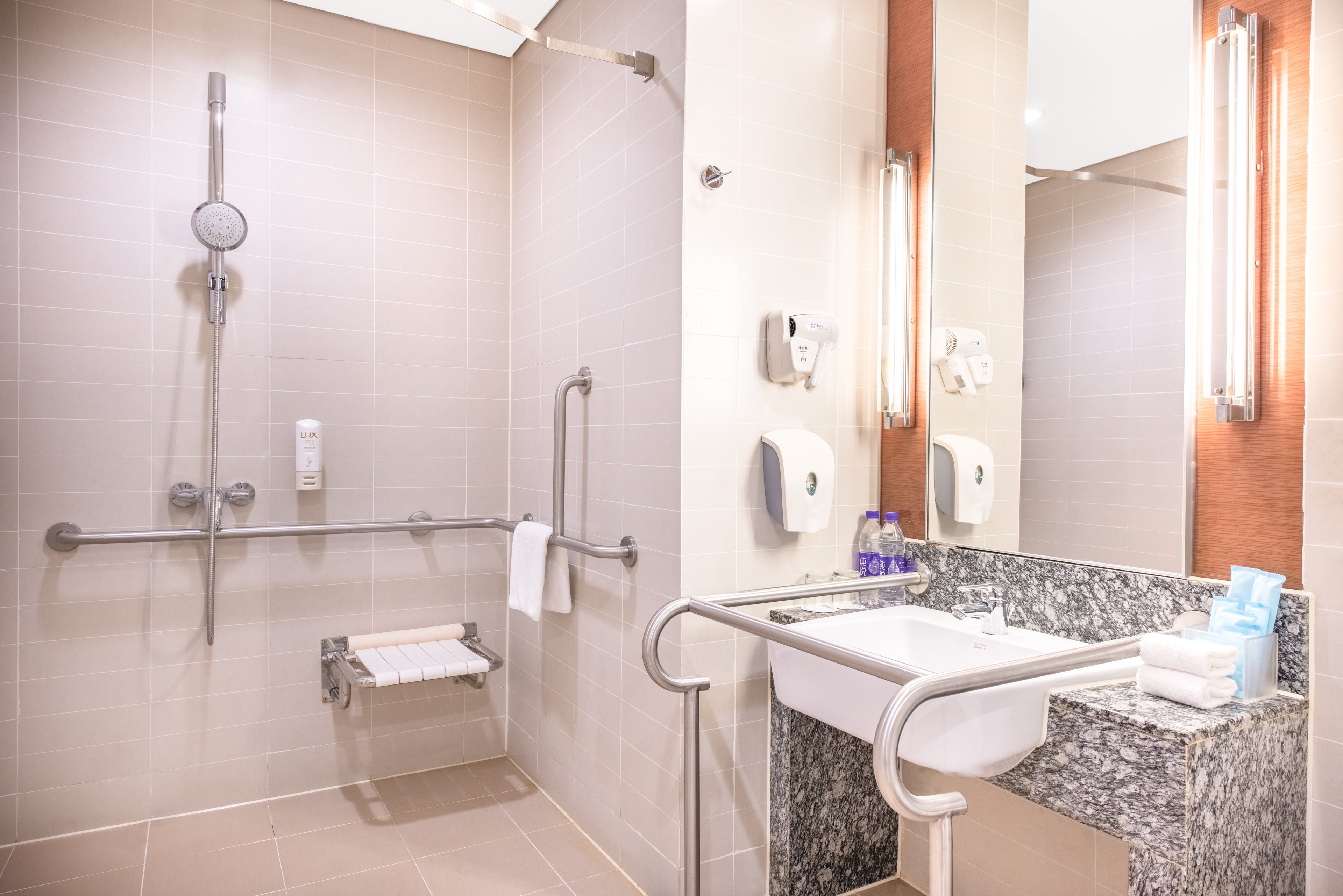 Holiday Inn Express Beijing Dongzhimen by null