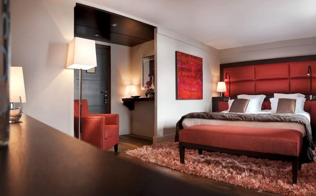 Les Suites de la Potinière by null