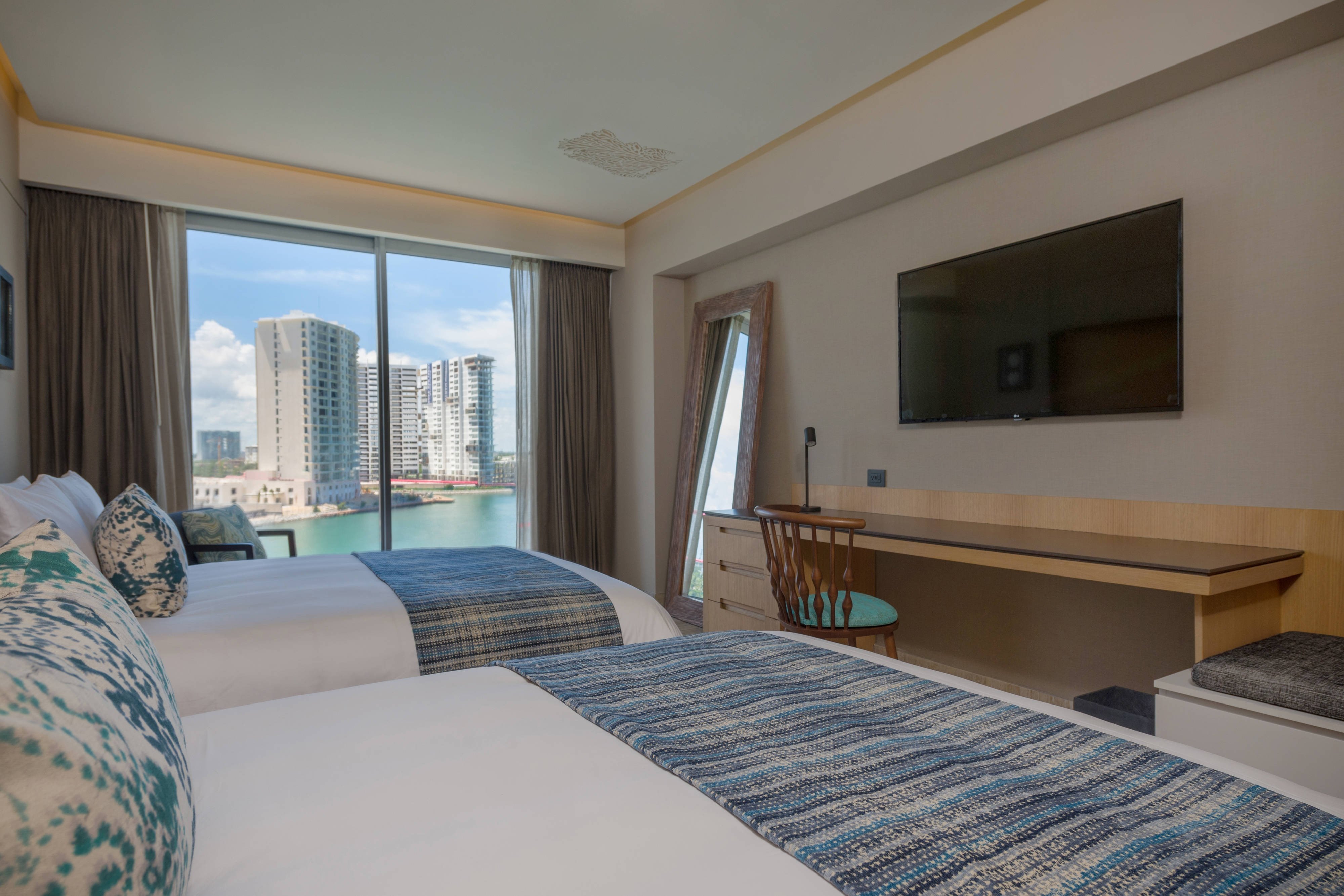 Renaissance Cancun Resort & Marina by null