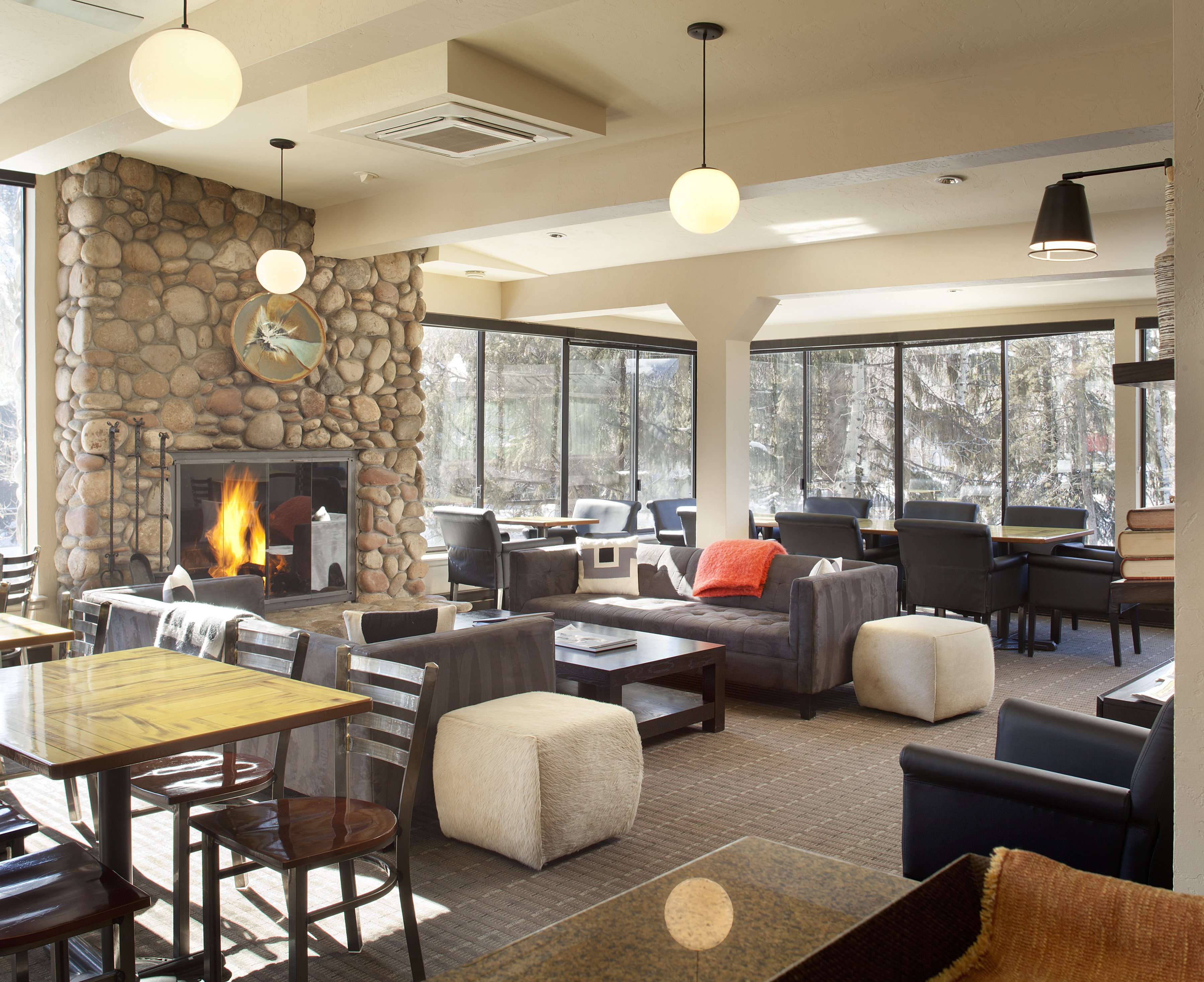 Hotel Aspen by null