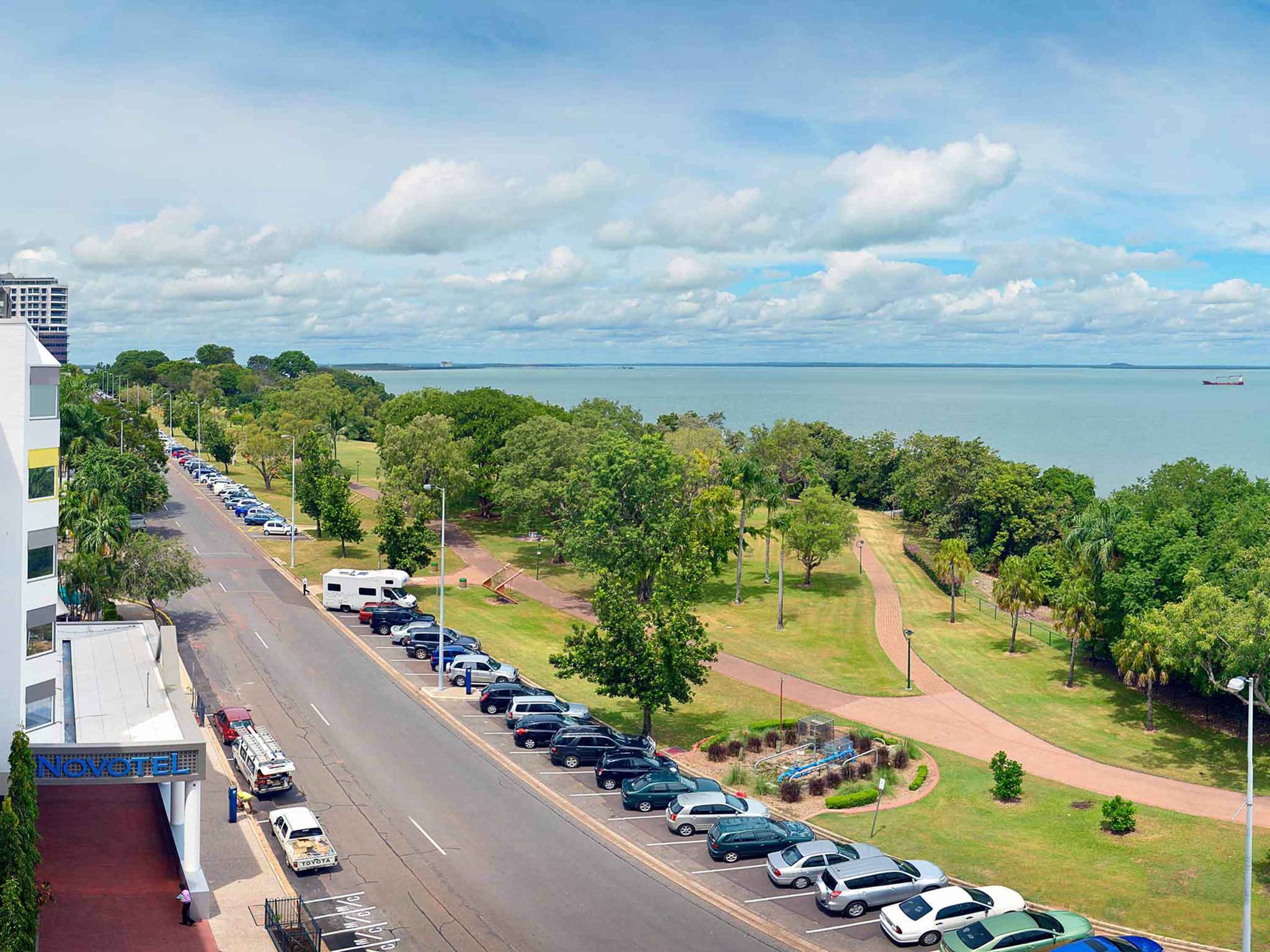 Novotel Darwin CBD by null
