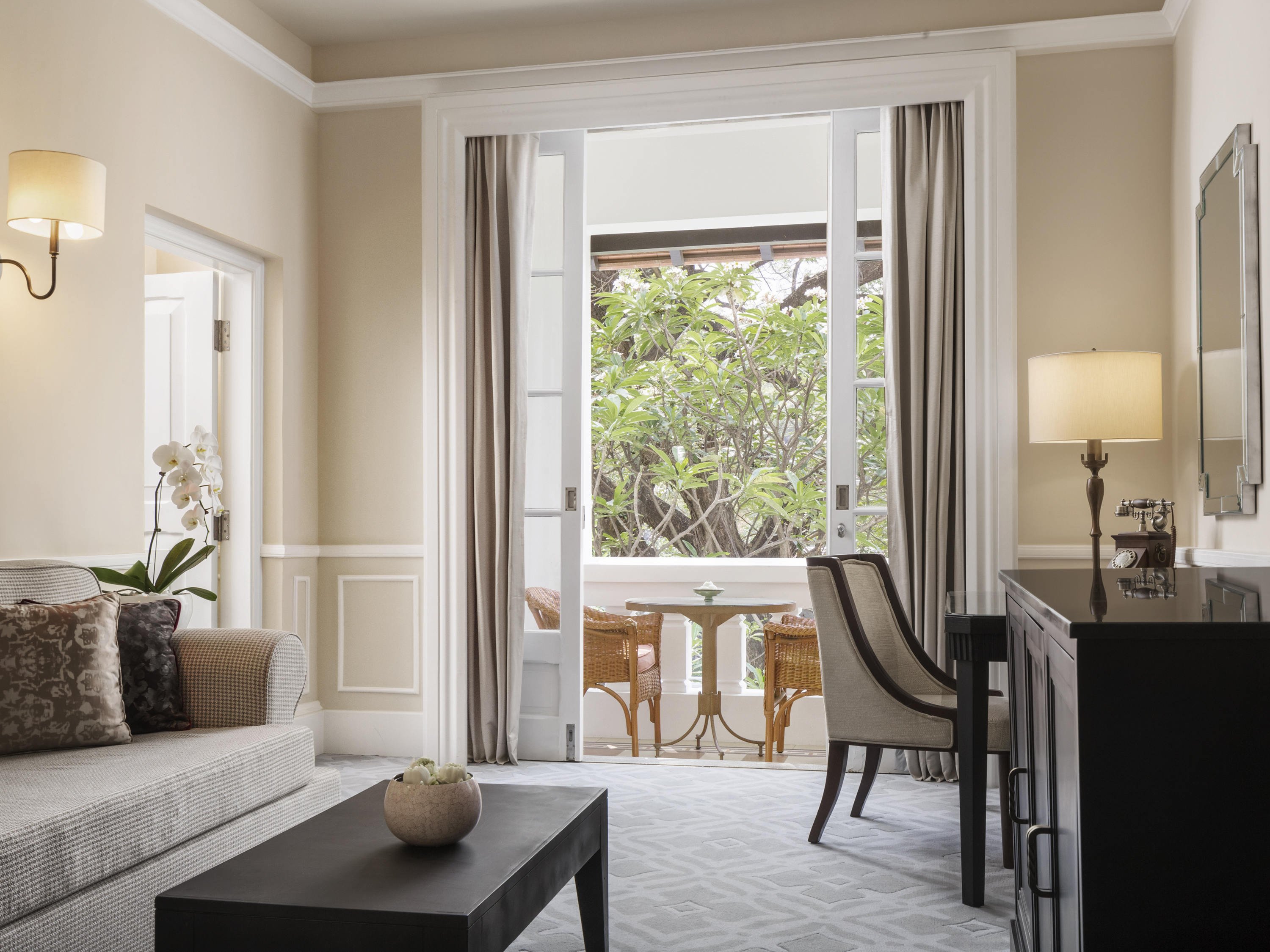 Raffles Hotel Le Royal by null