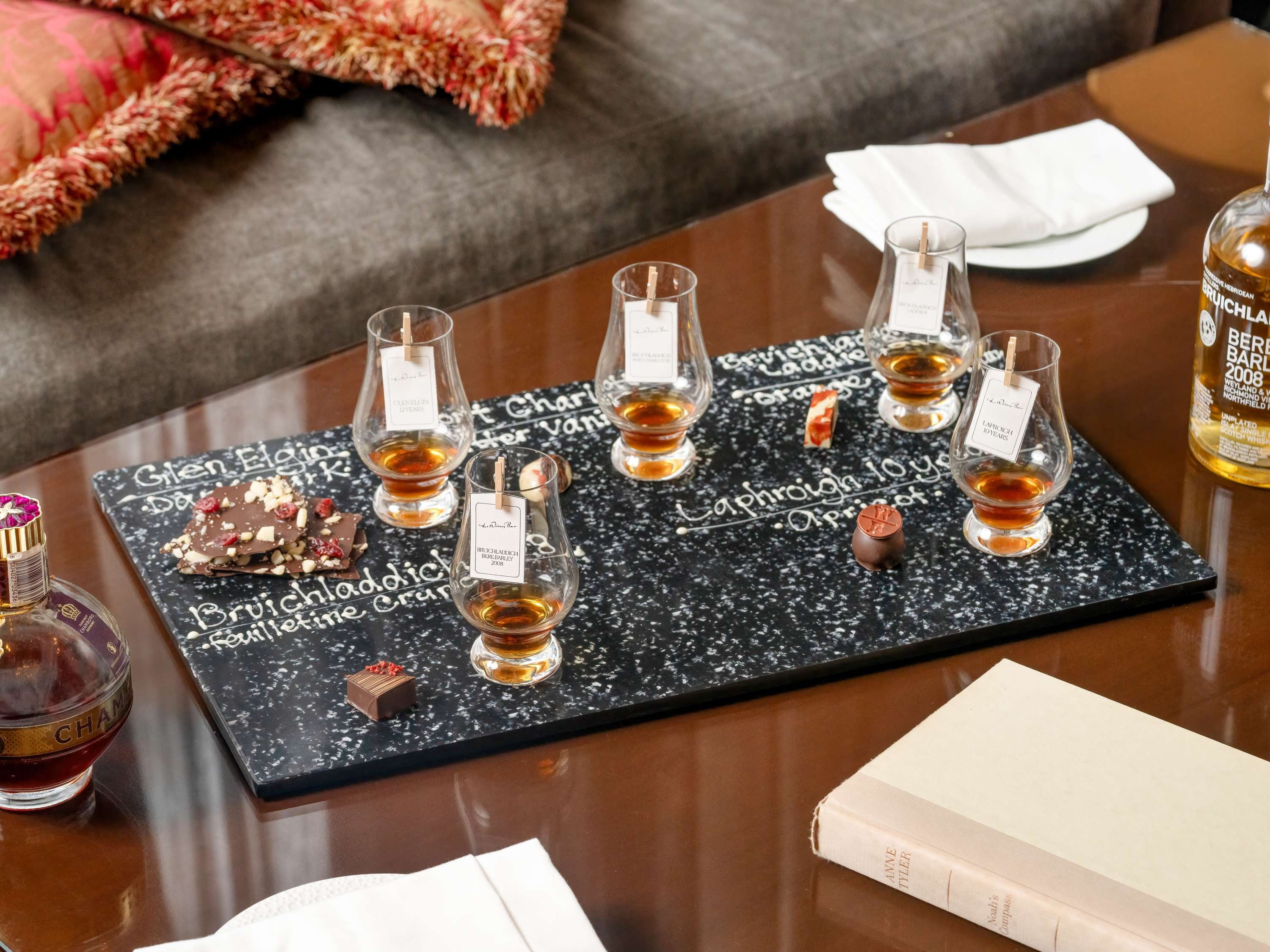 Raffles Makati by null