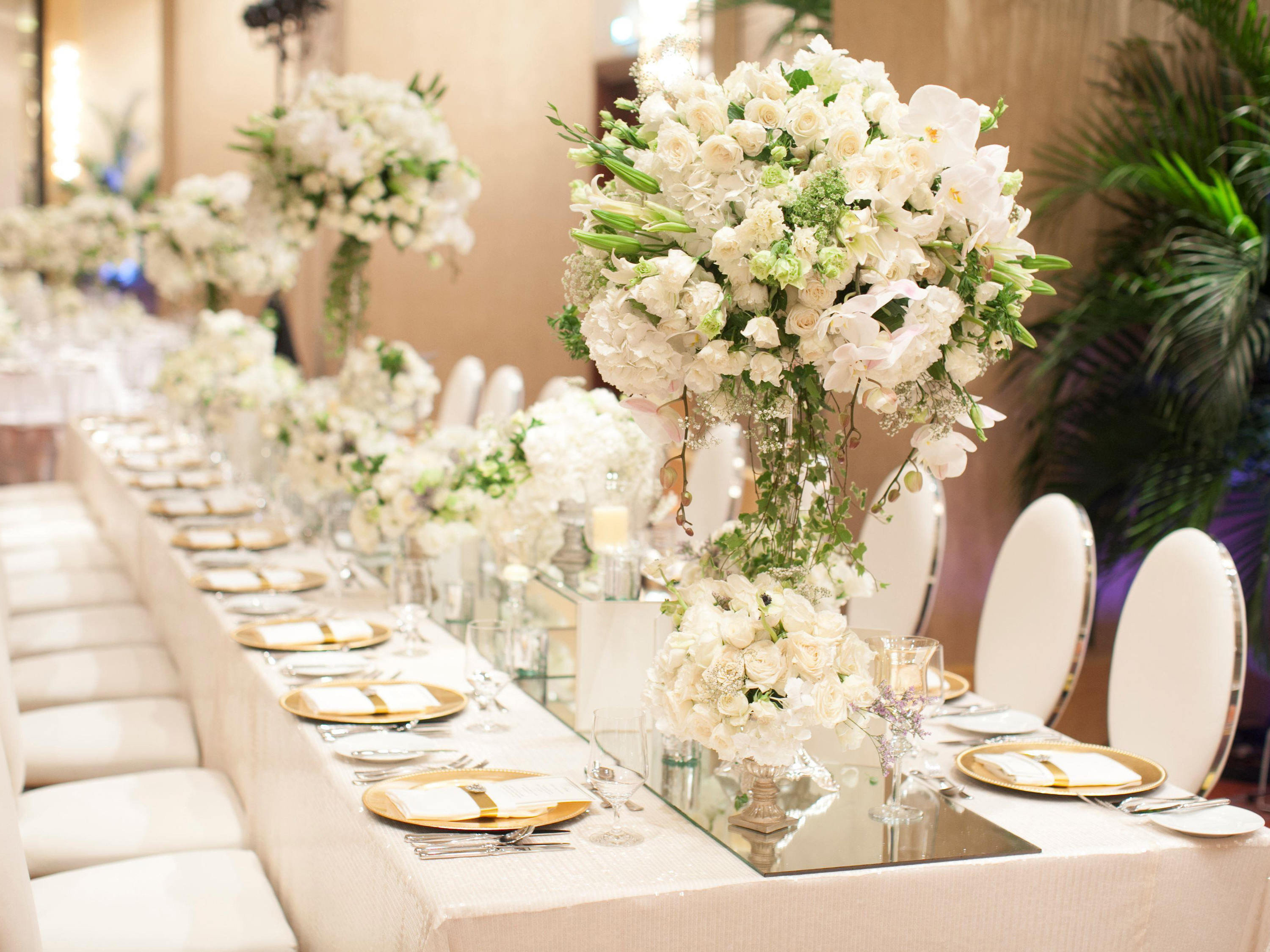 Raffles Makati by null