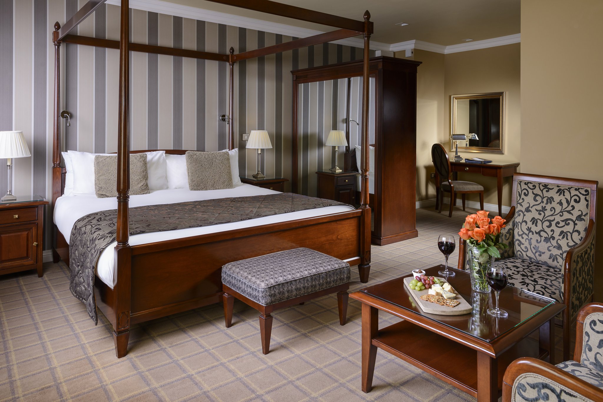 The Lake Hotel by null