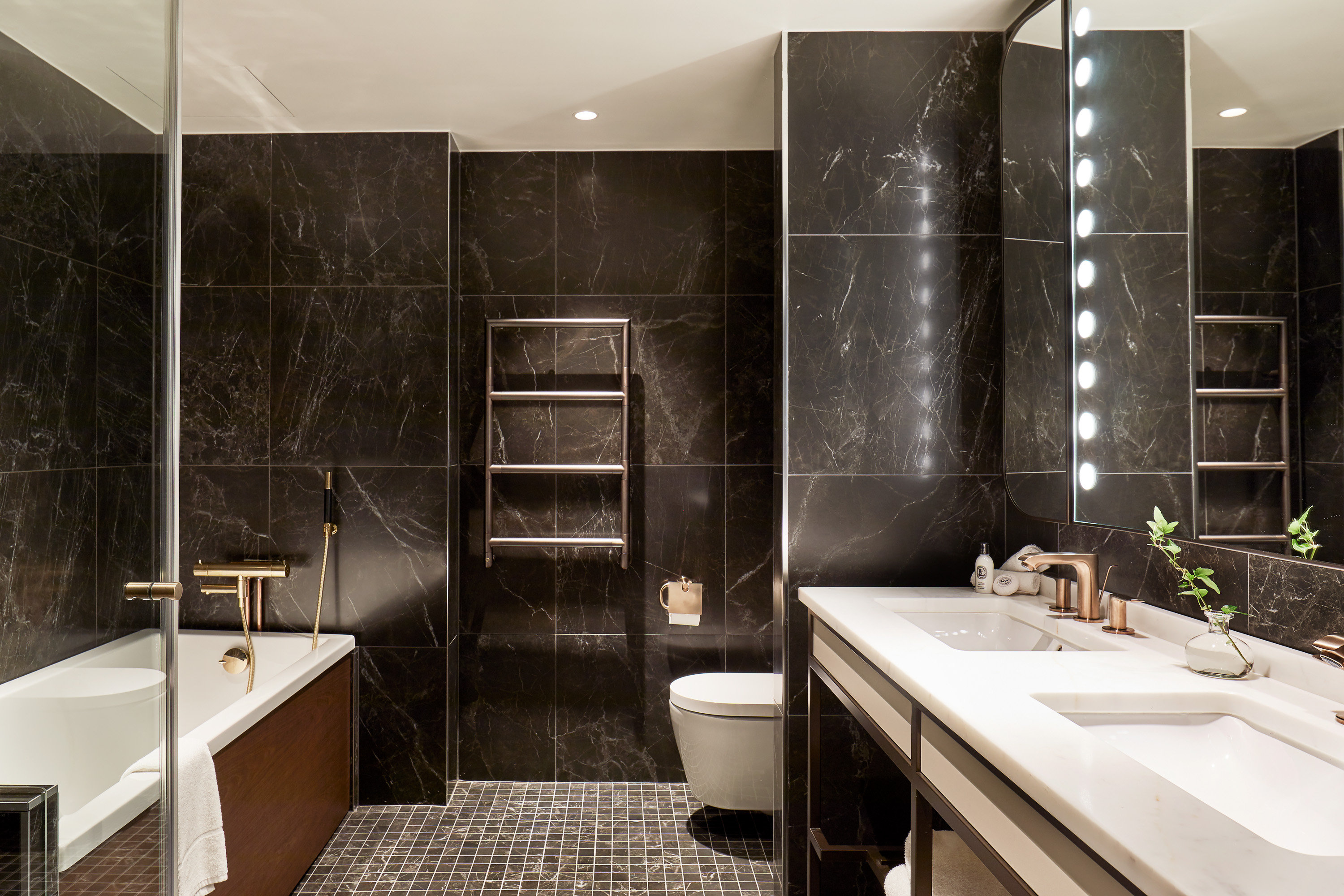Bank Hotel by null