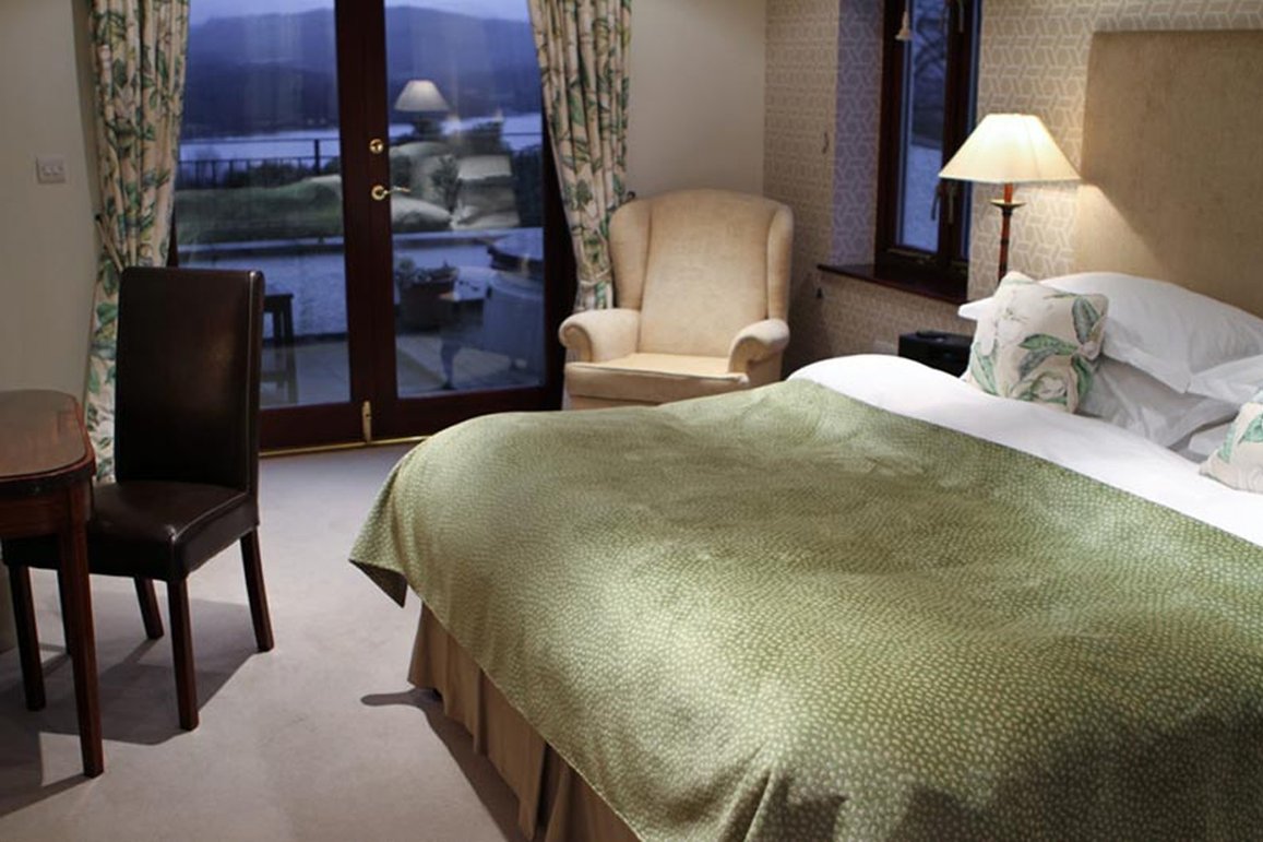 Holbeck Ghyll by null