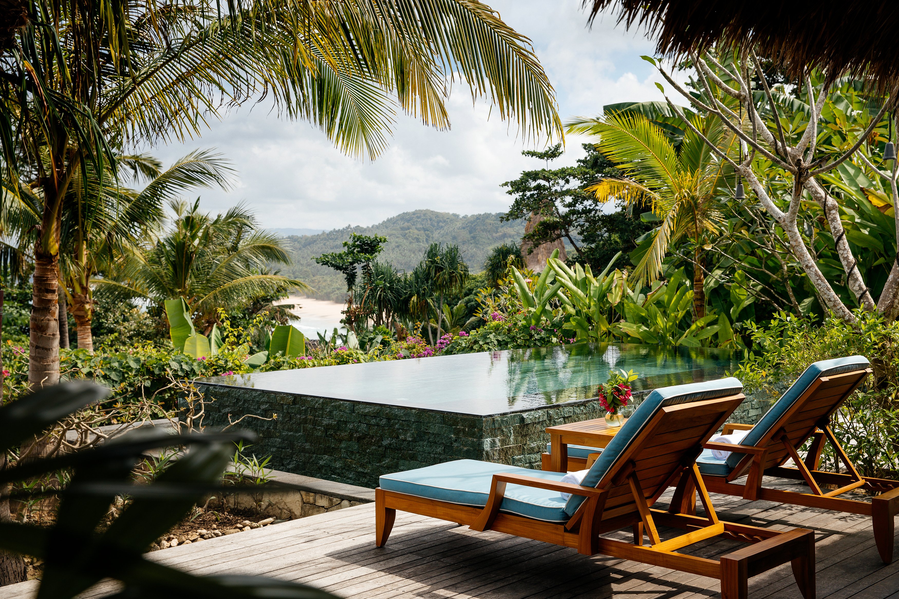 NIHI Sumba by null