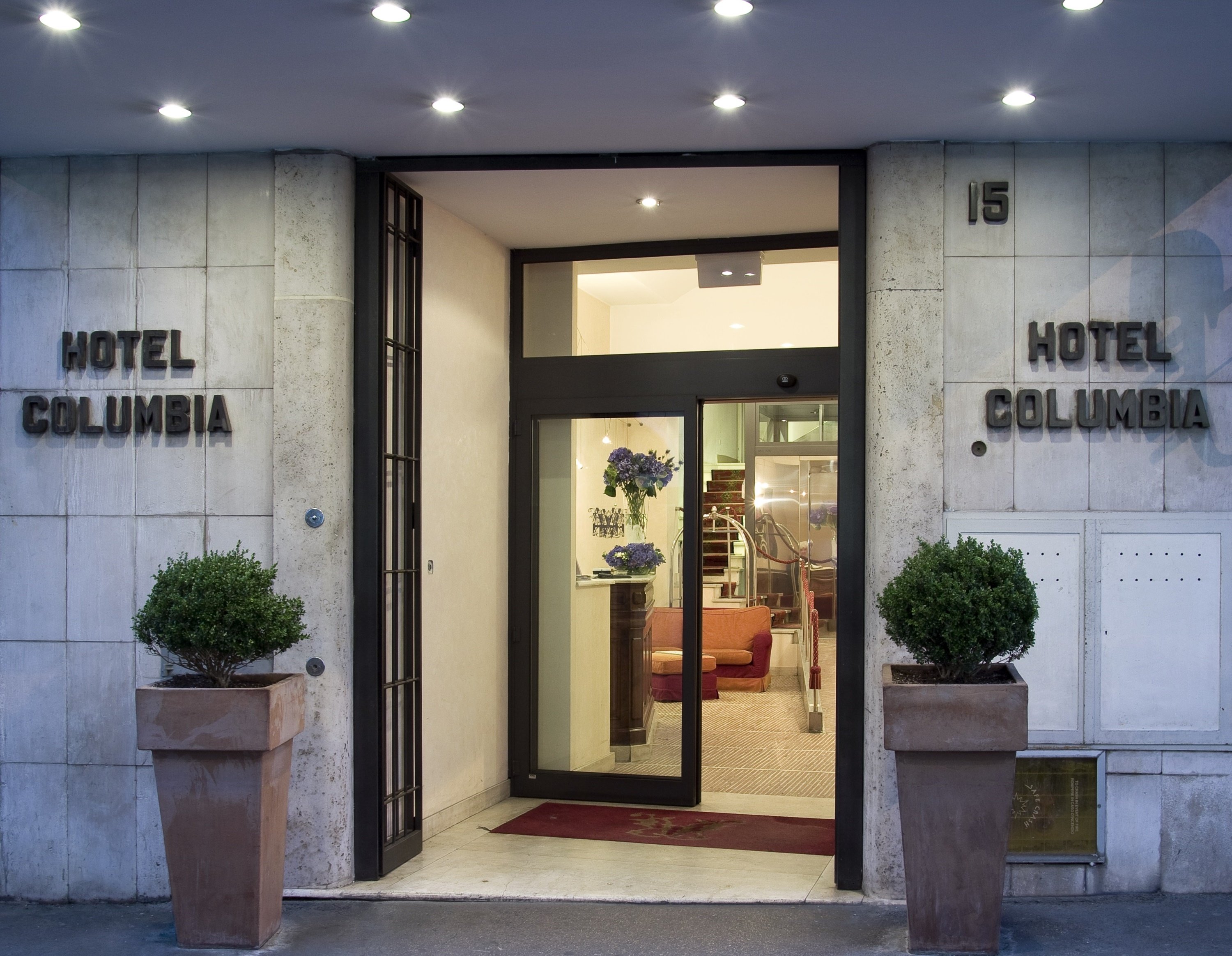 Hotel Columbia by null