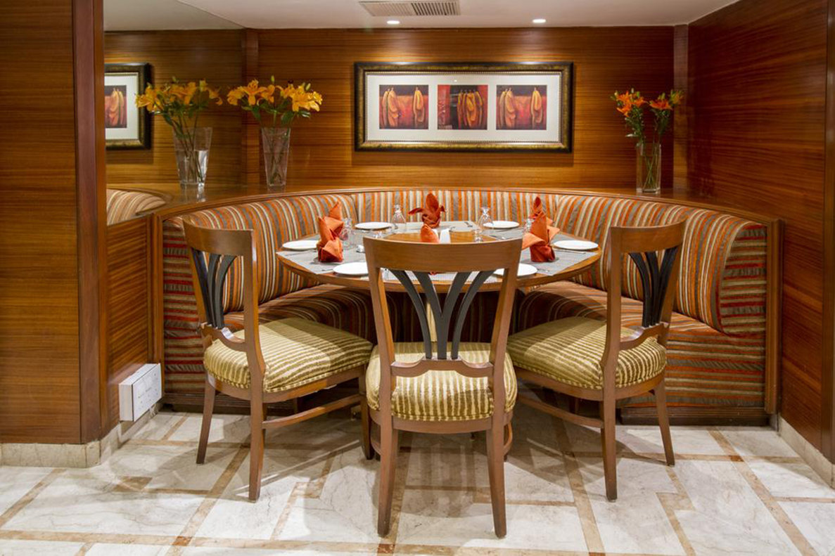 The Shalimar Hotel (August Kranti Marg) by null