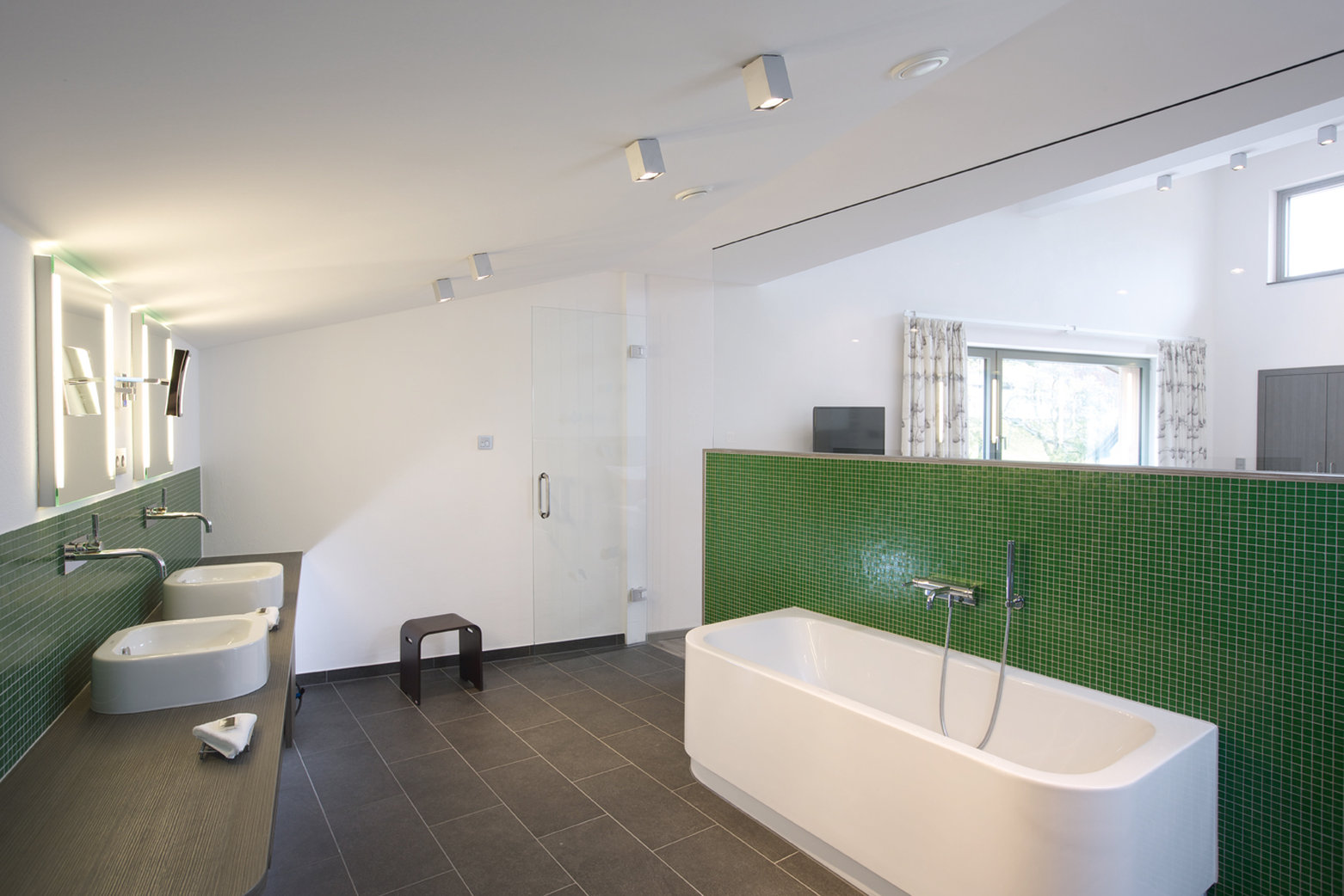 Hotel Traube Tonbach - Familie Finkbeiner GmbH & Co KG by null