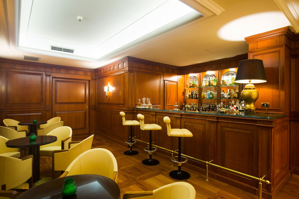 Palazzo Alabardieri by null