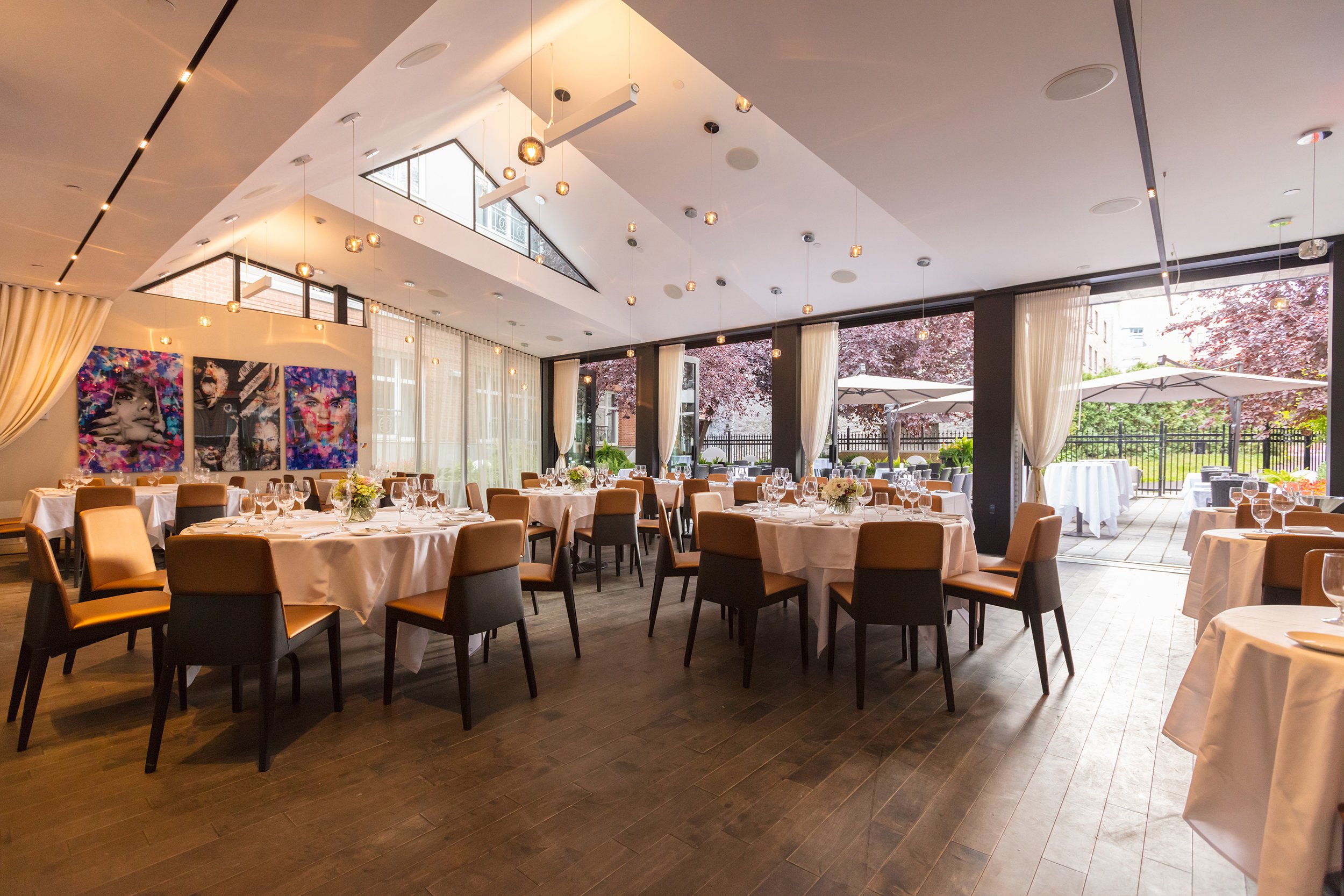 Le Saint-Sulpice Hotel Montreal by null
