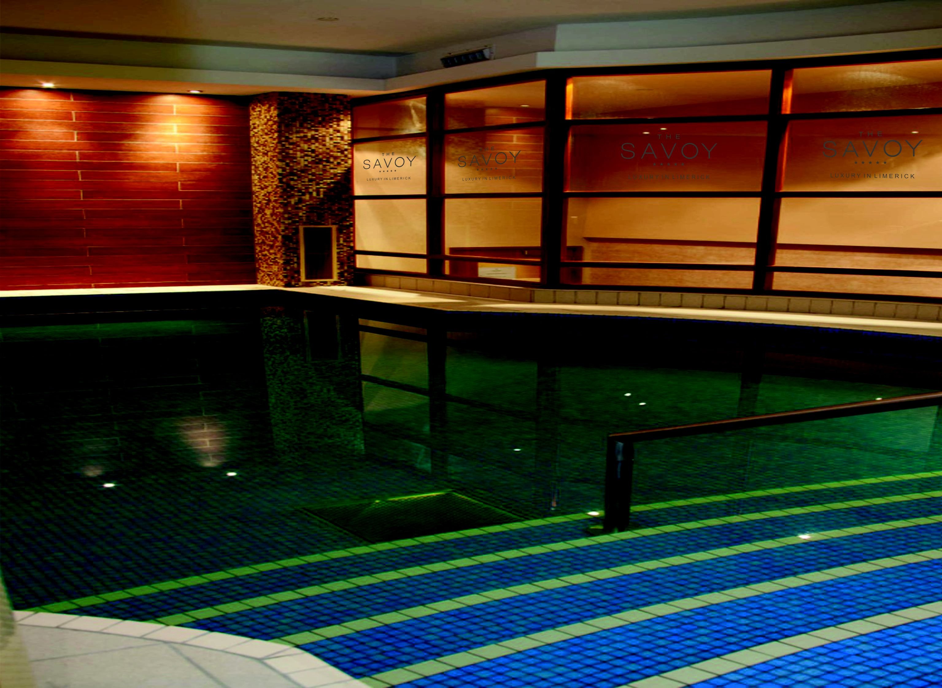 George Hotel Limerick City by null