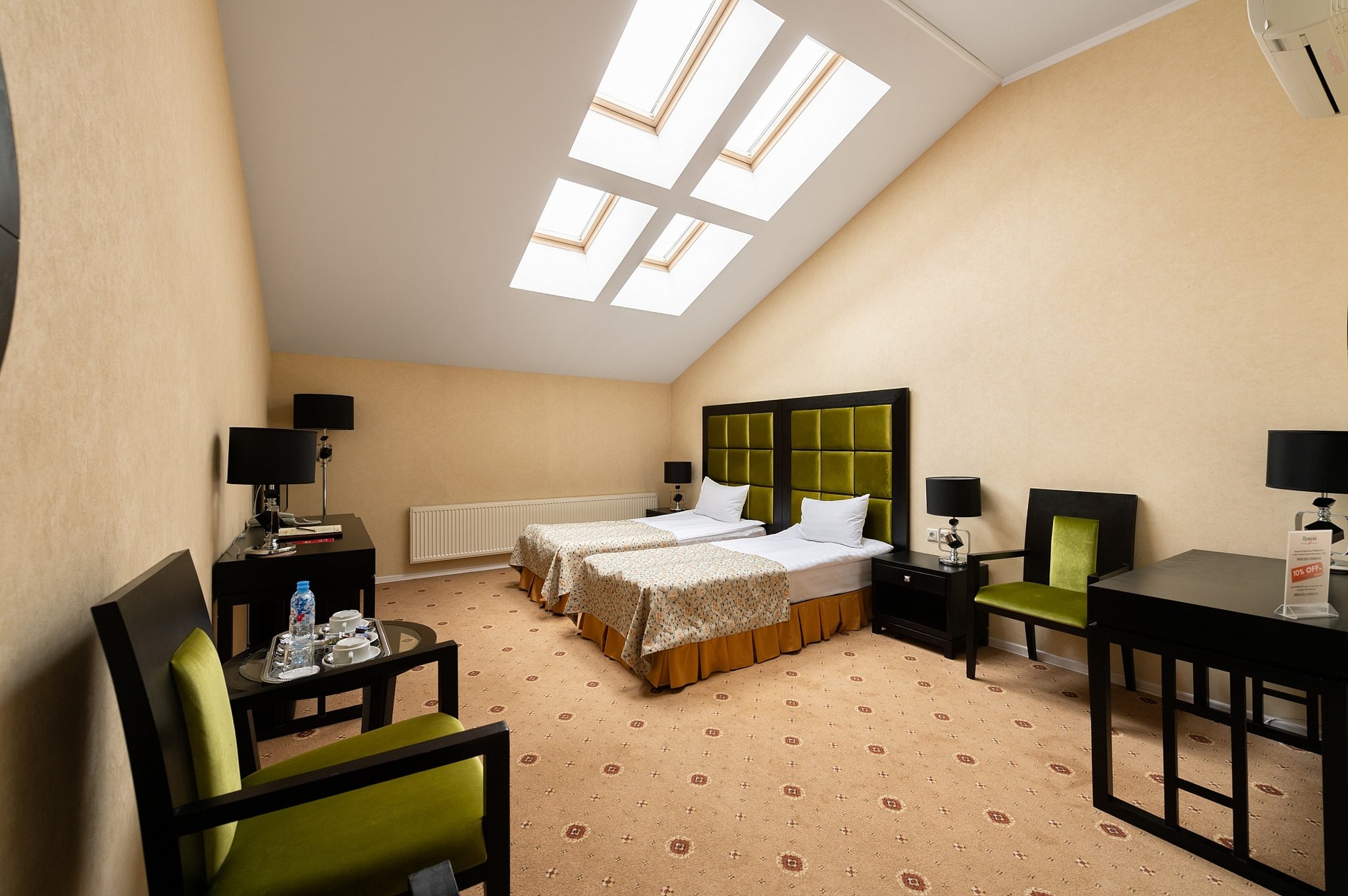 Hotel Pushkin by null