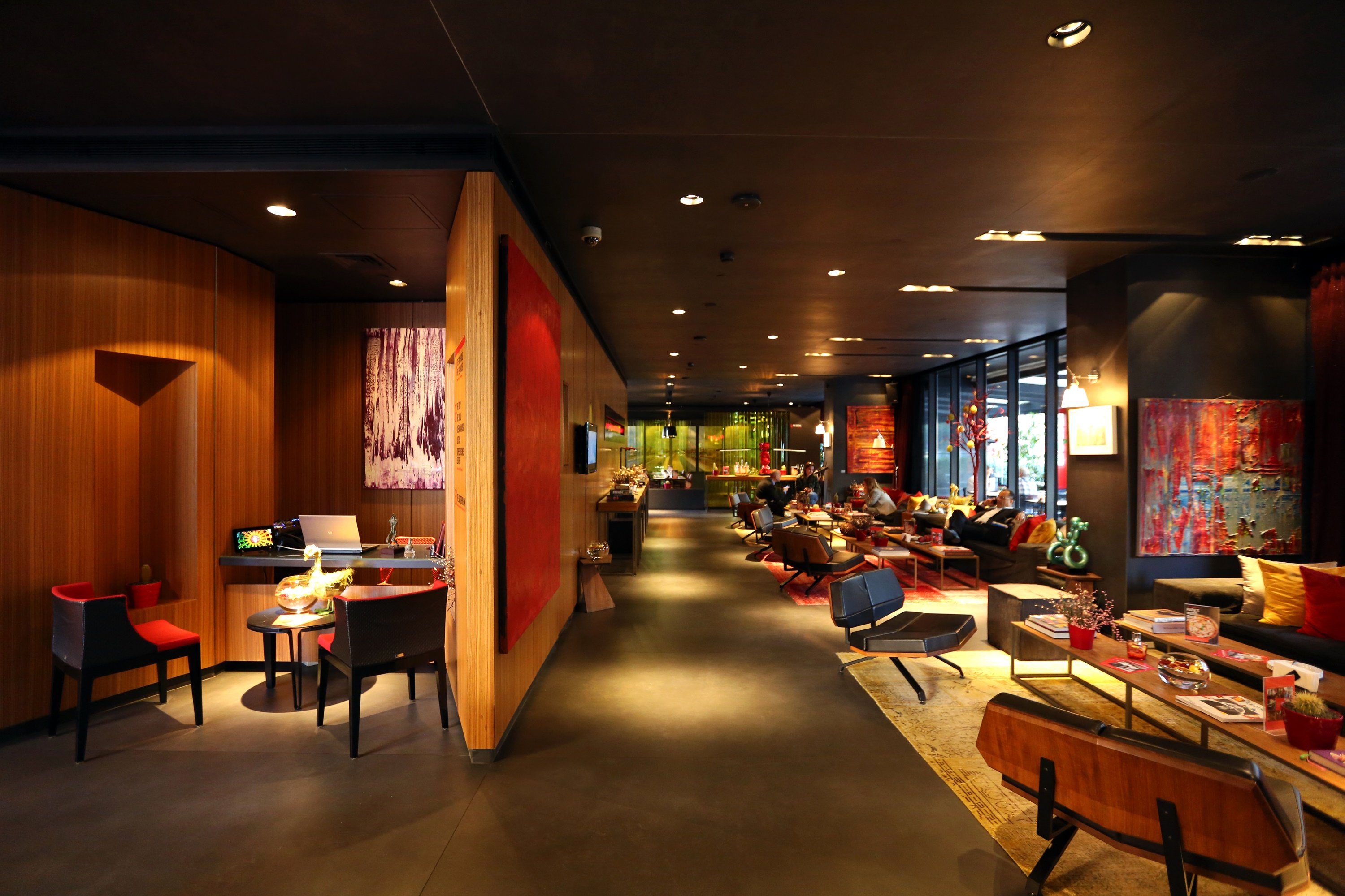 The Smallville Hotel by null