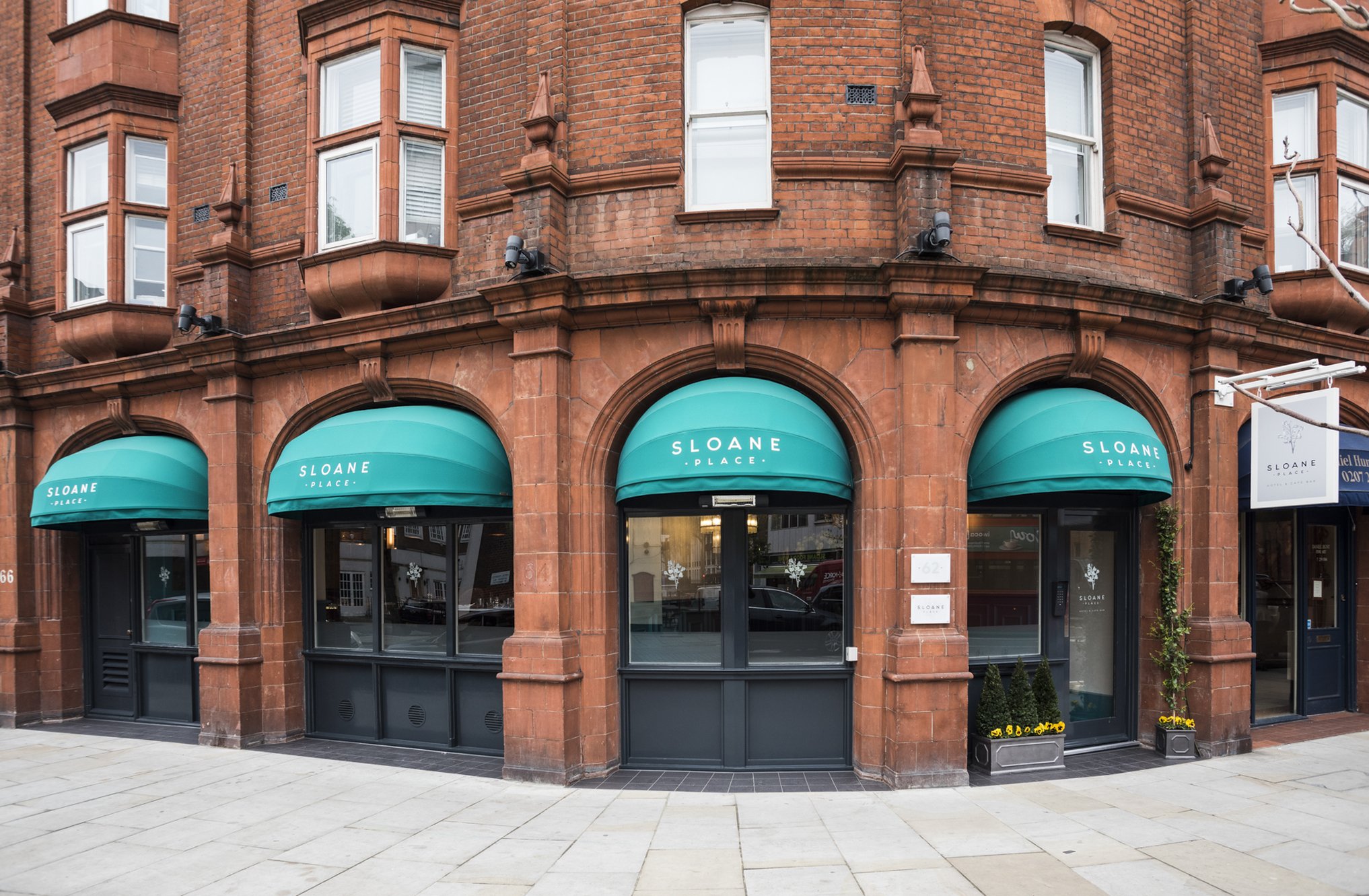 Sloane Place by null