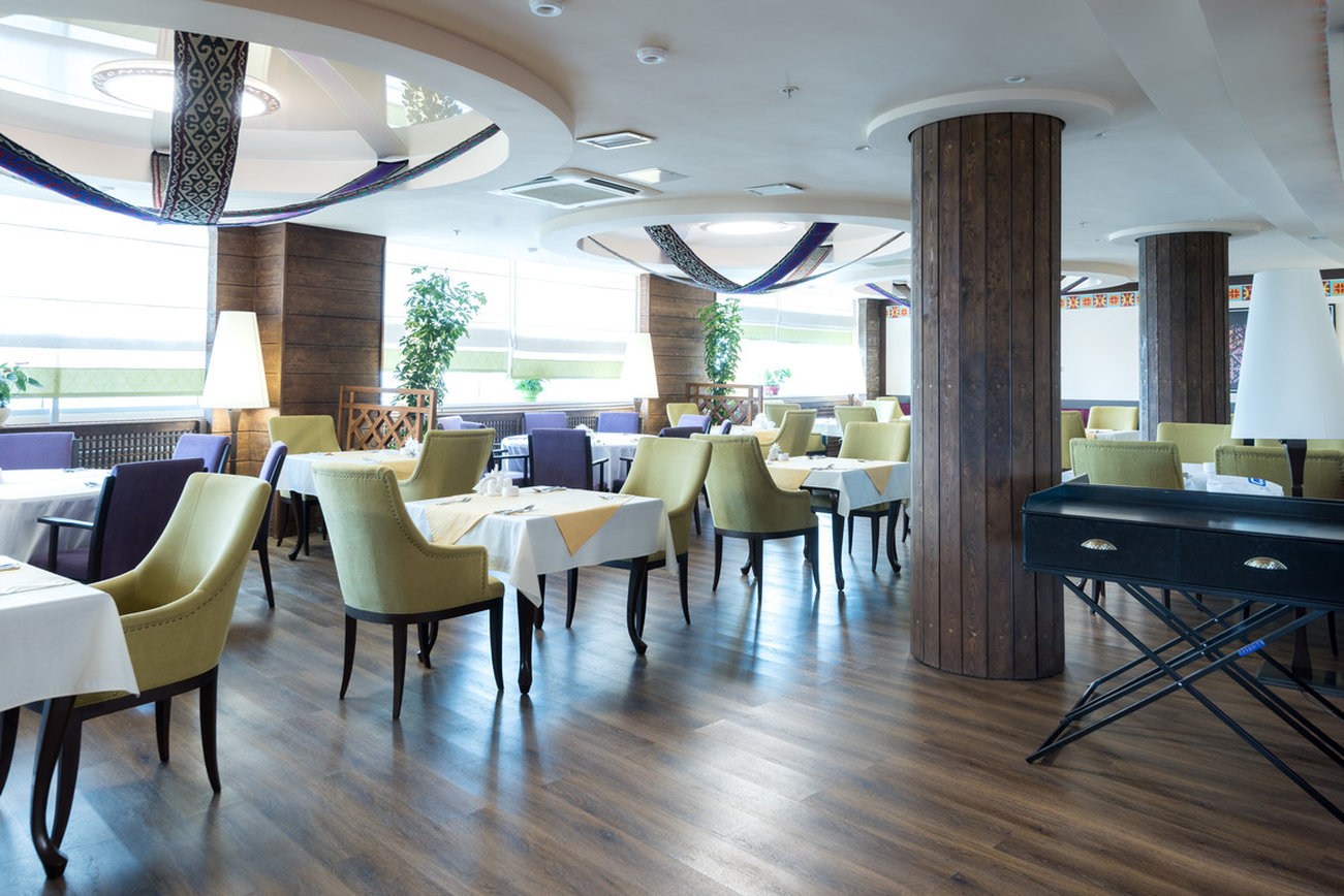 Hotel "Duman" by null