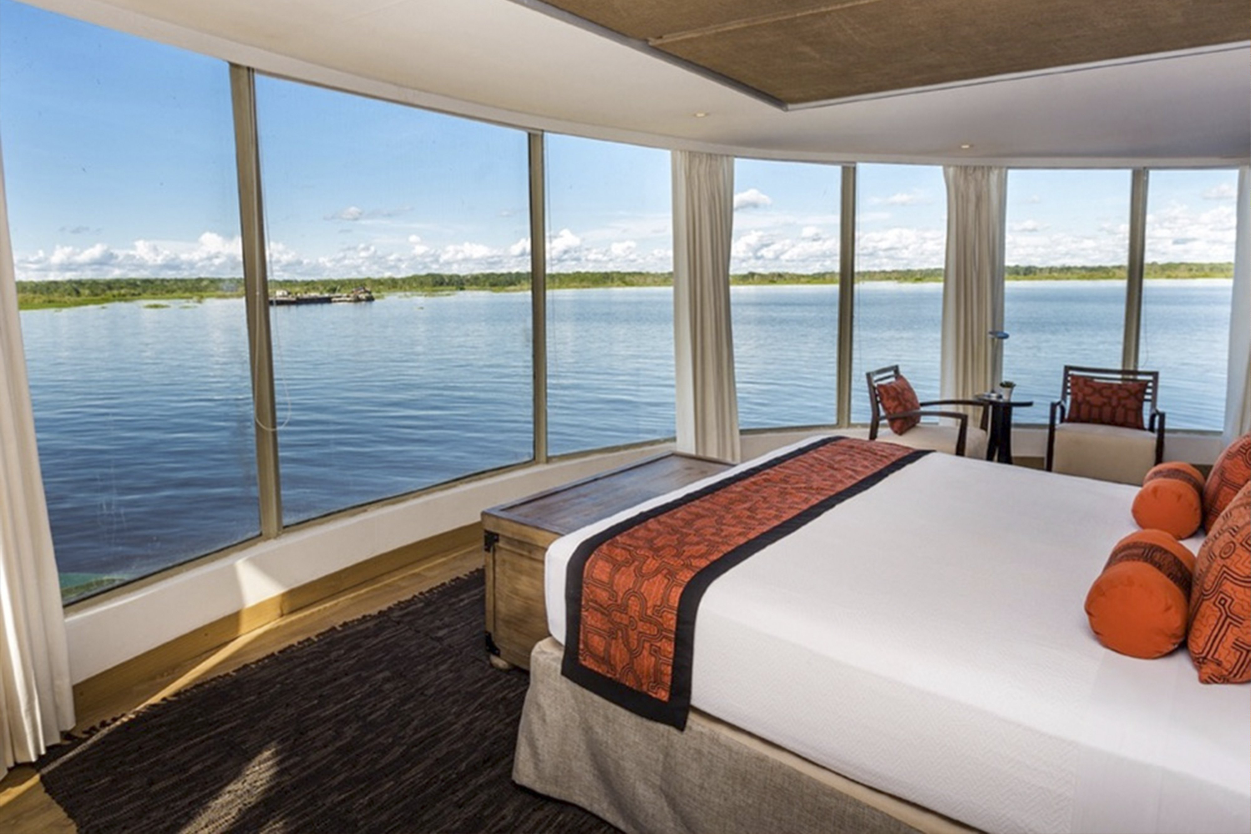 Delfin Amazon Cruises - Relais & Châteaux by null