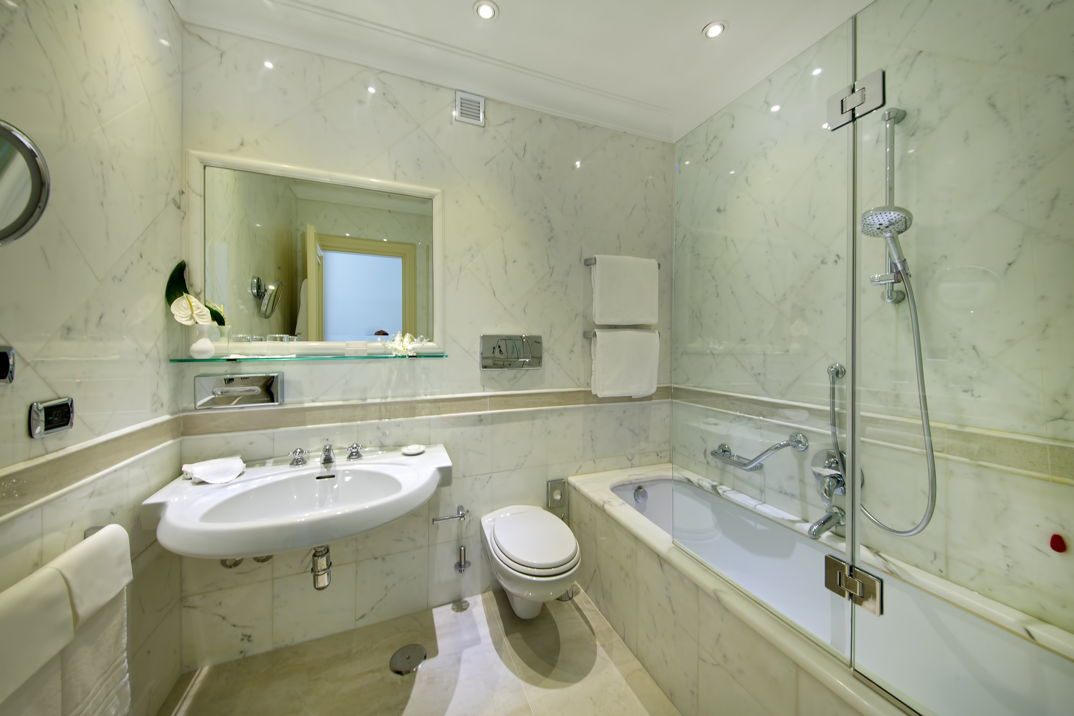 Hotel Aldrovandi by null