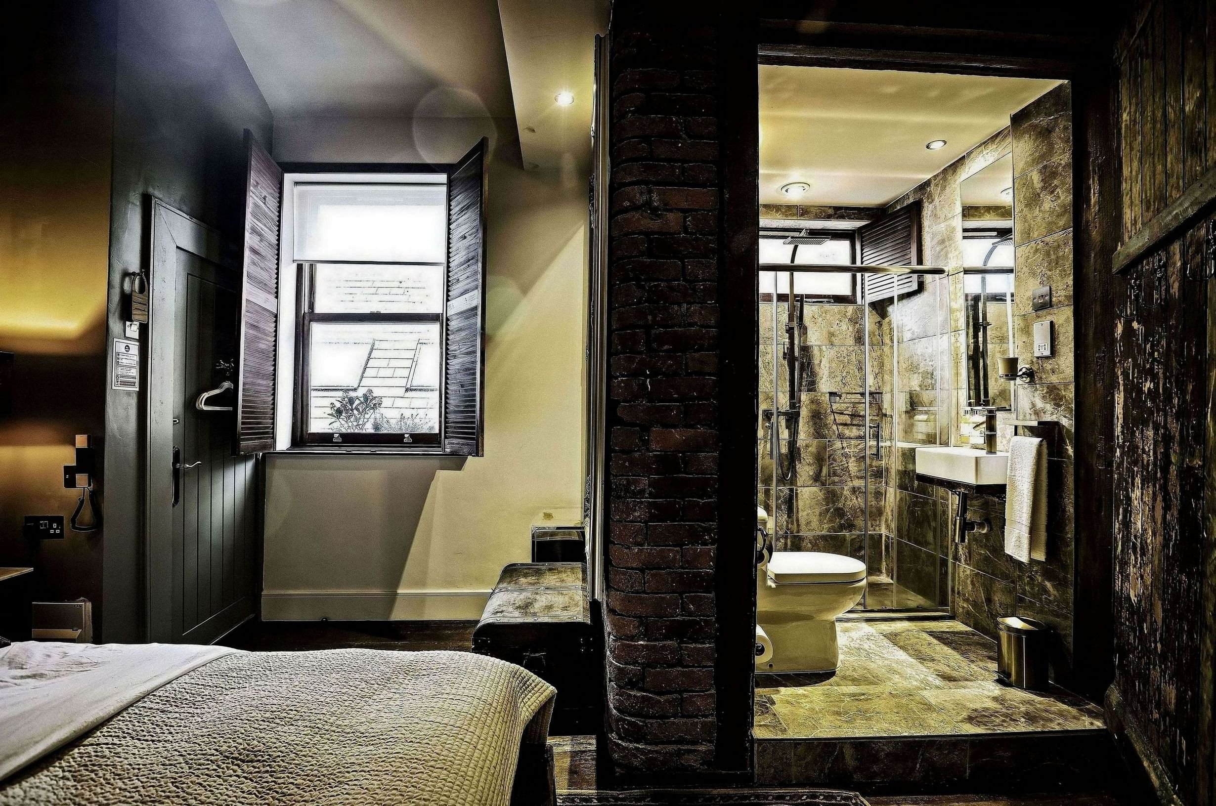 The Cow Hollow Hotel by null